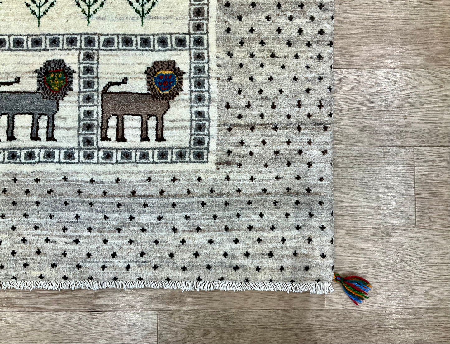 カシュクリギャッベ  210cm x 155cm RJ11874