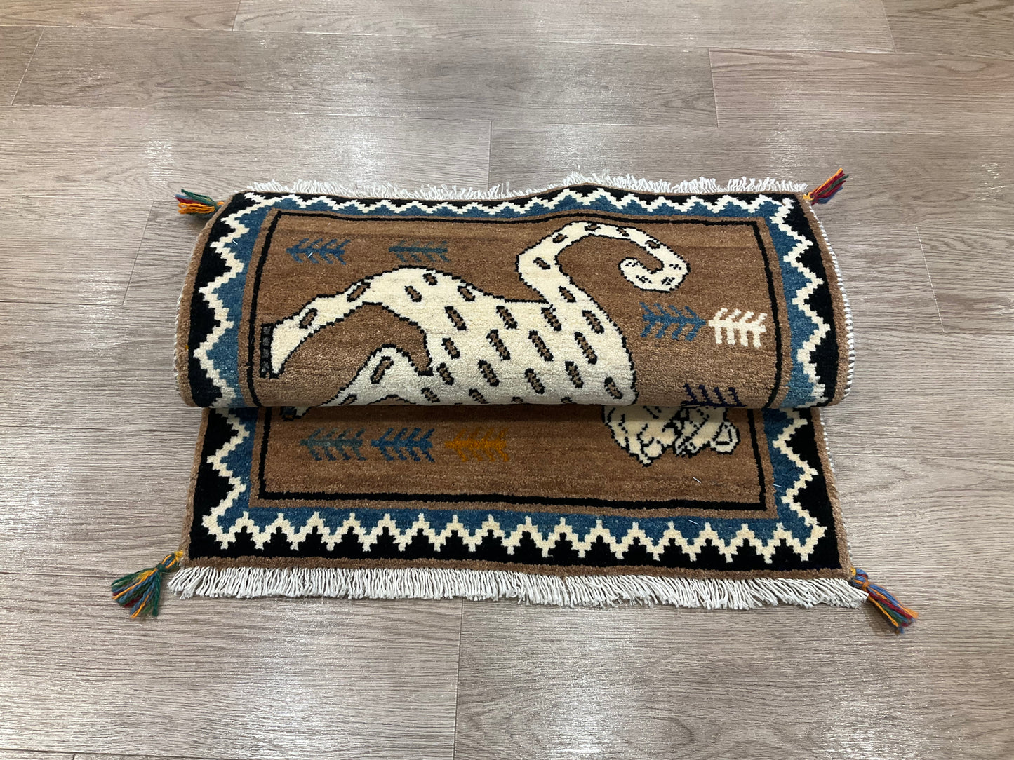 ギャッベ アマレバフト 94x65cm RJ12725