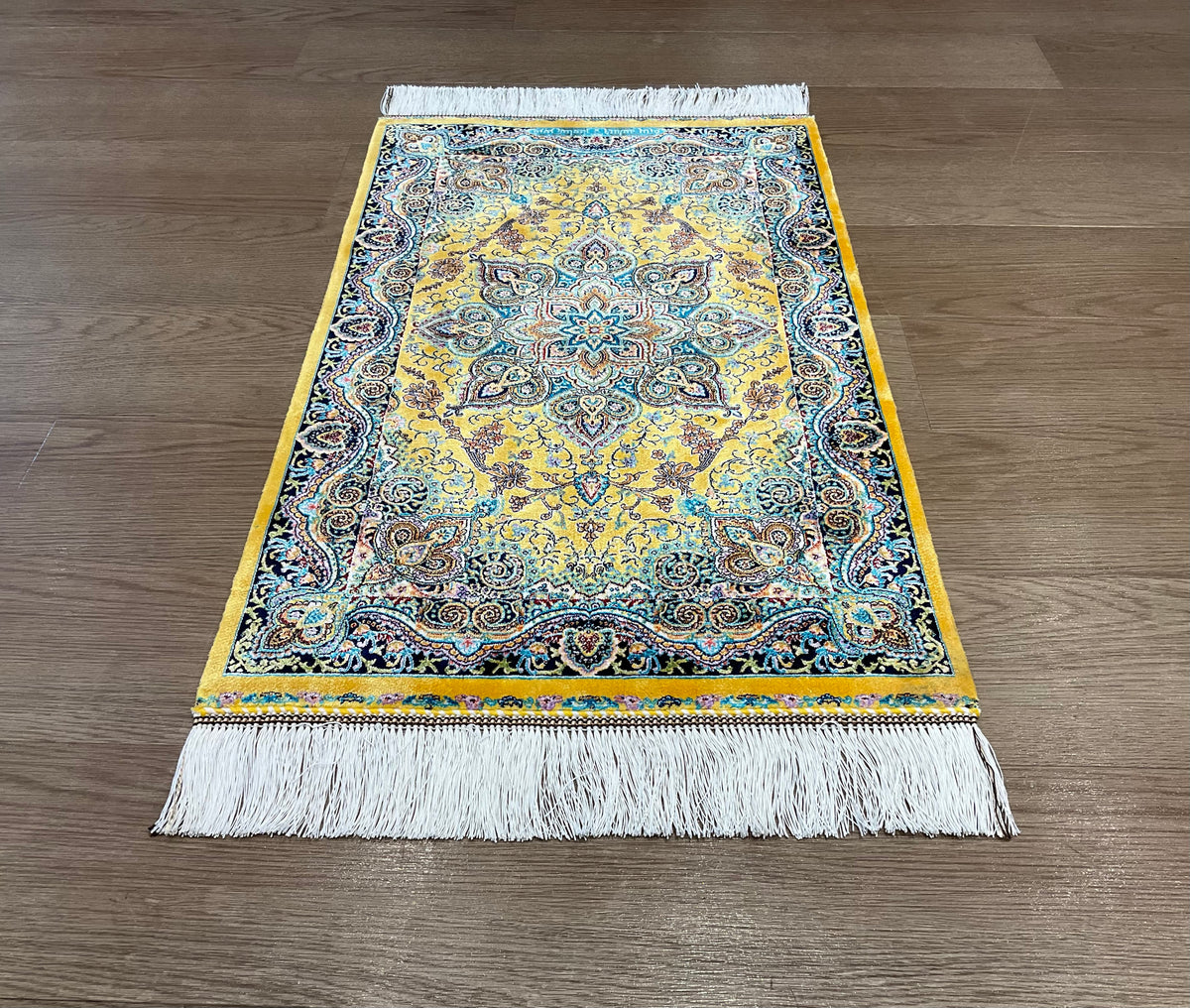 【福岡店】ペルシャンシルク 80cm x 50cm PS13957
