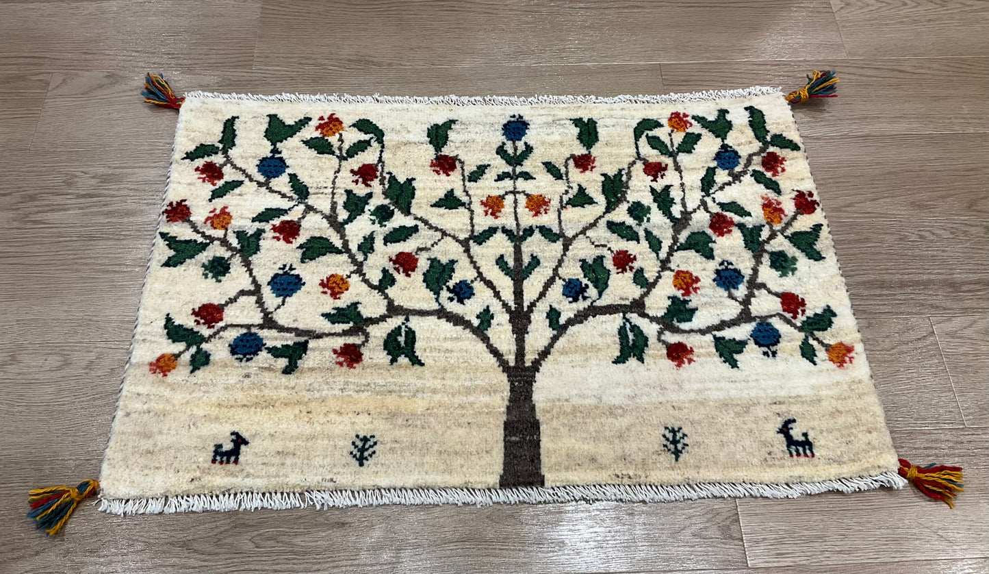 ギャッベ 90cm x 58cm RJ12518
