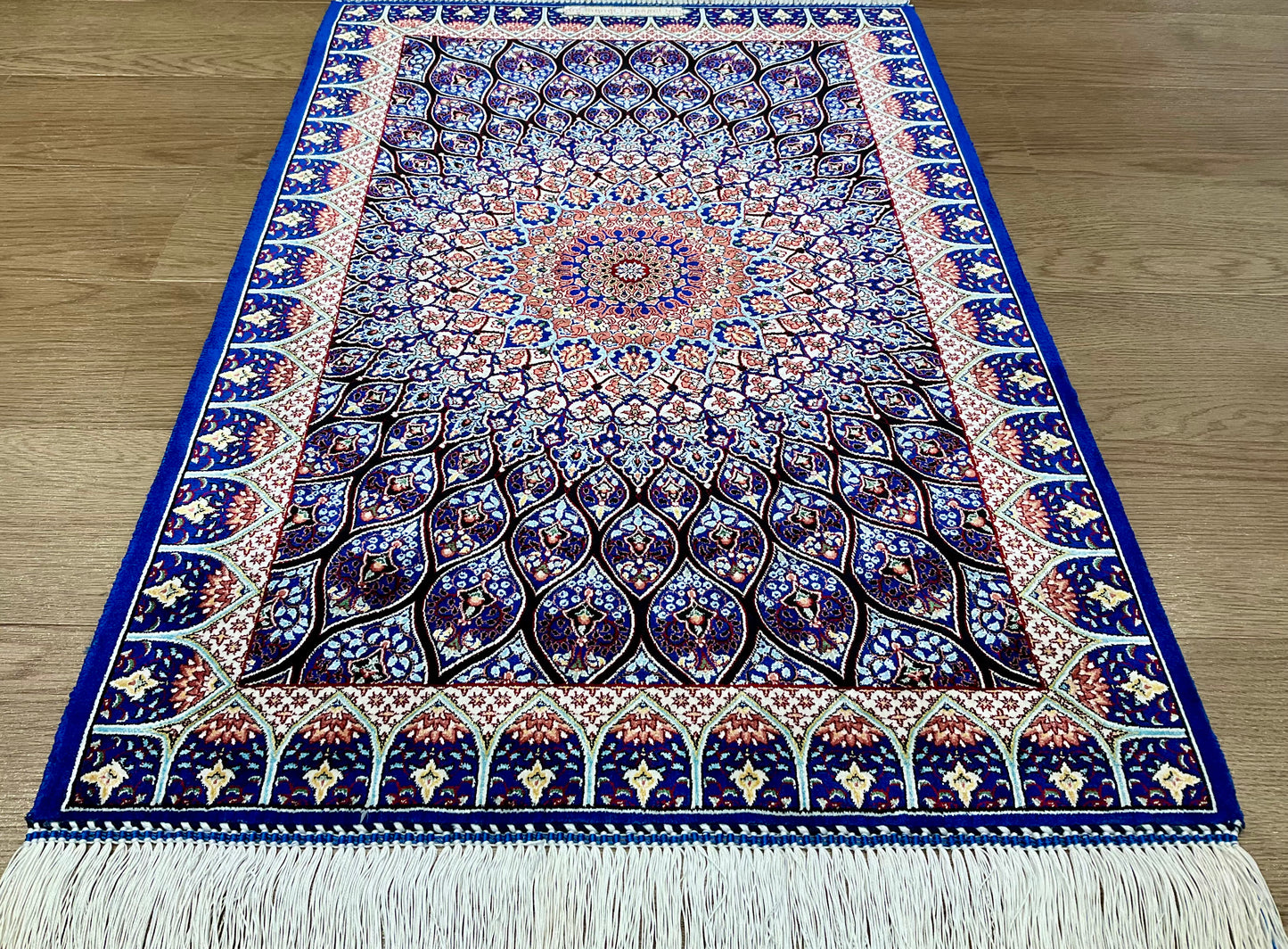 ペルシャンシルク 90cm x 60cm PS10548