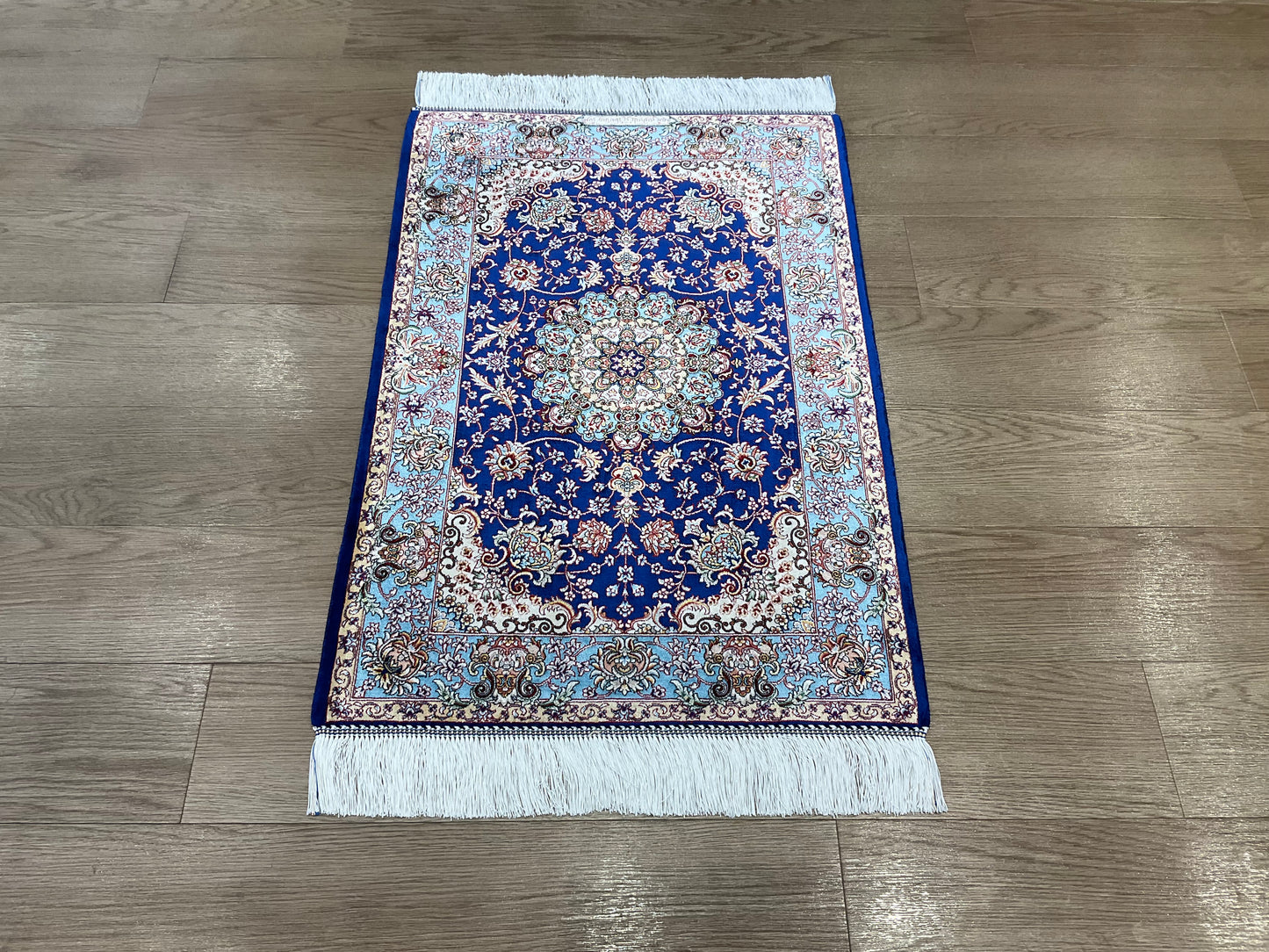 ペルシャンシルク 90cm x 60cm PS10731