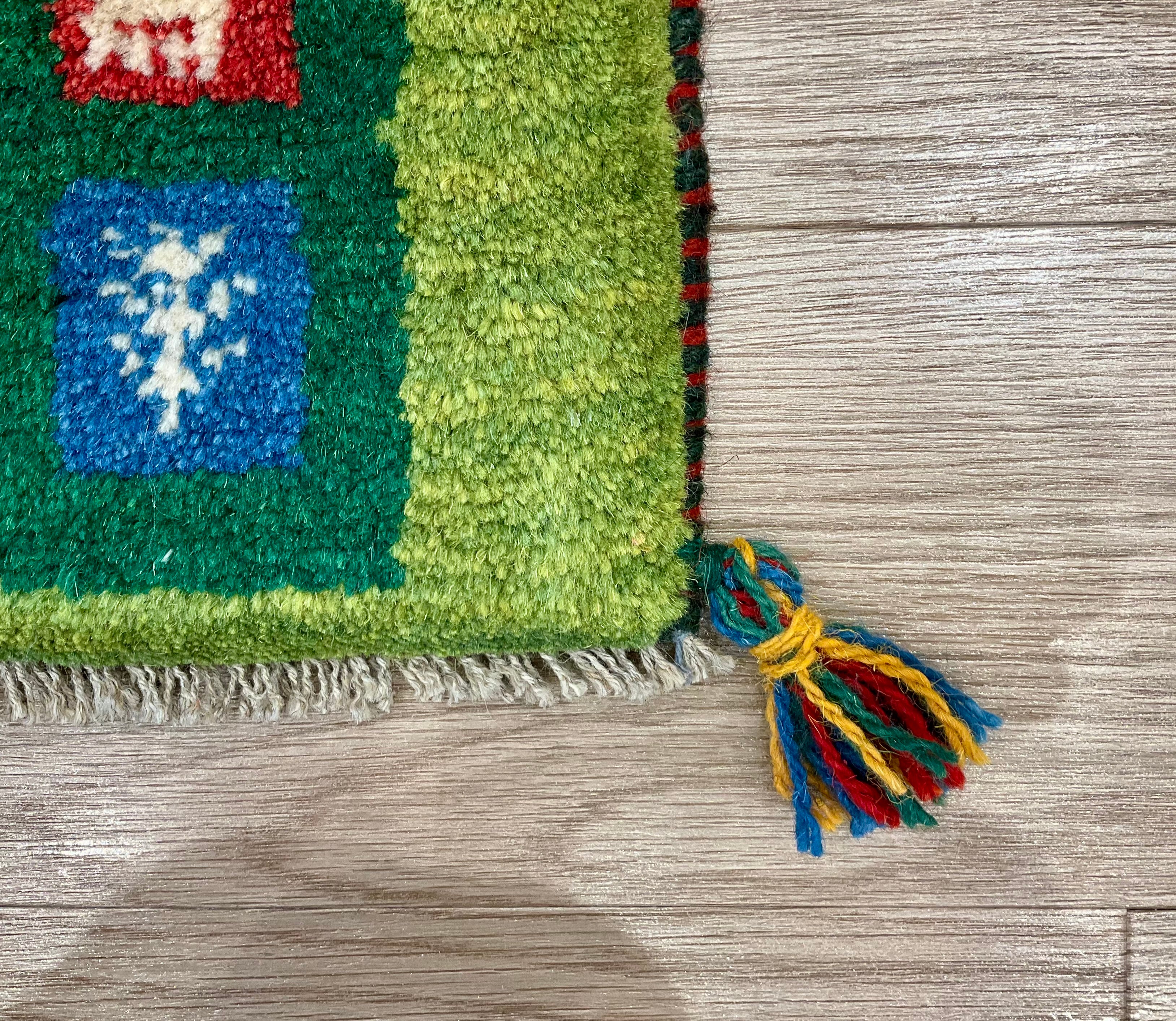 絨毯　ギャッベ ギャッベ 42cm x 40cm Z1796 – ペルシャ絨毯専門店 ペルシャンパトリス
