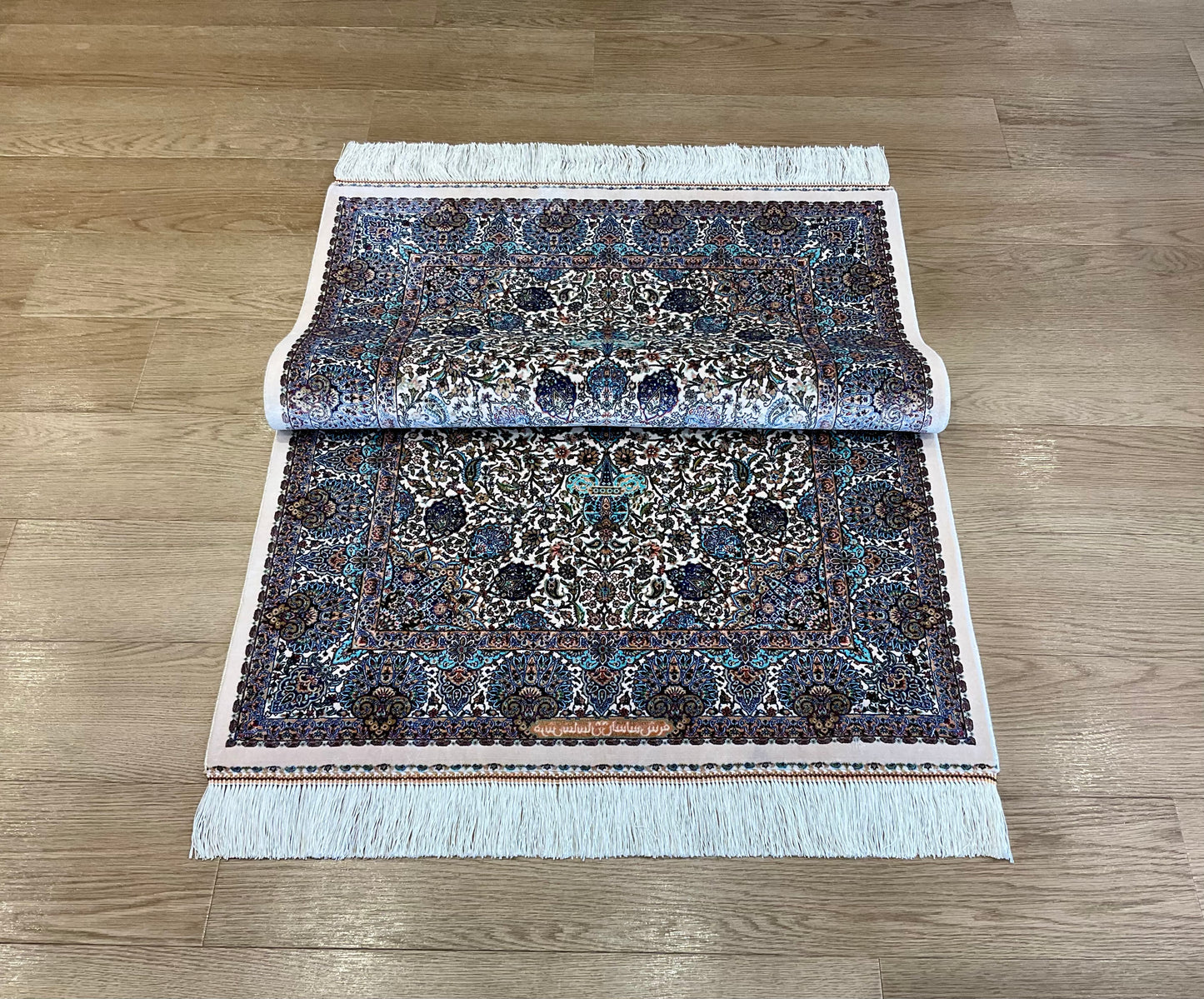 ペルシャンシルク 120cm x 80cm PS10168