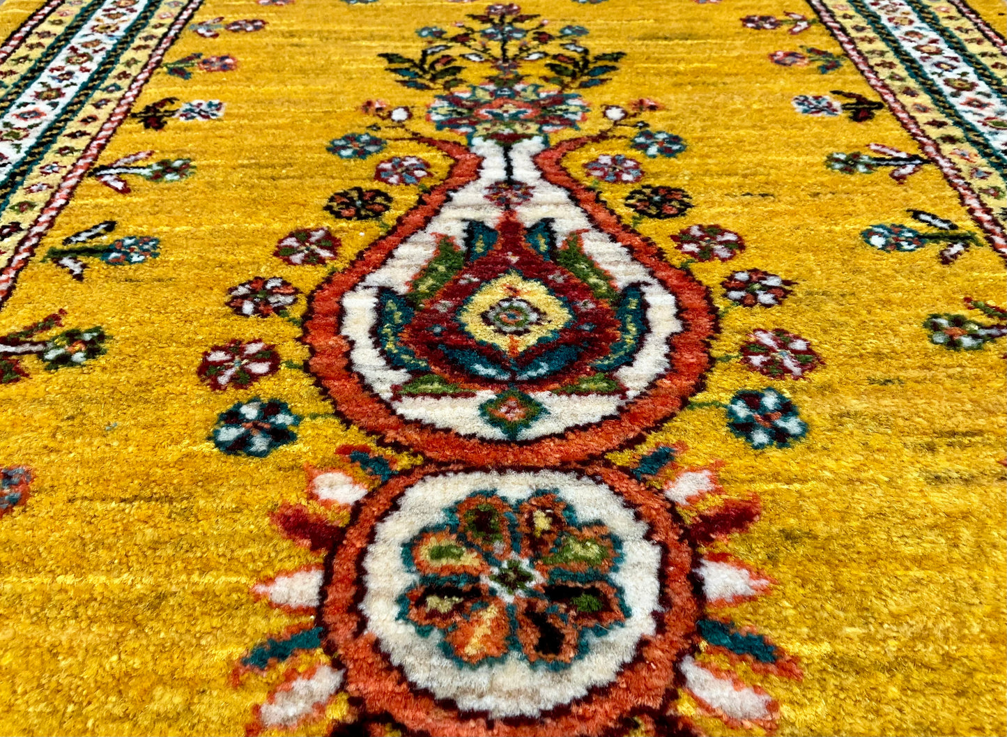 カシュクリギャッベ 89cm x64cm RJ16084