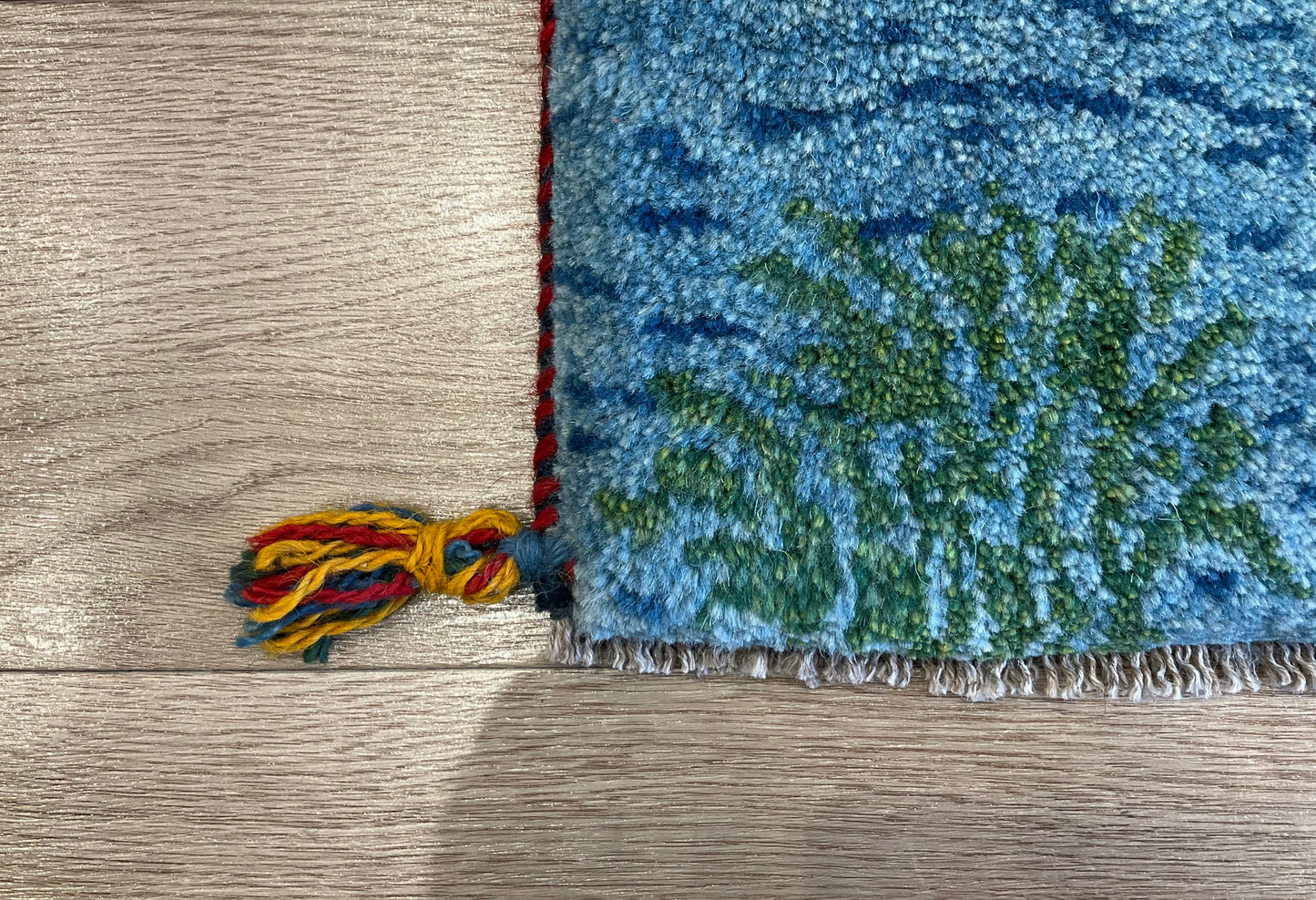ギャッベ 43cm x 42cm T8346