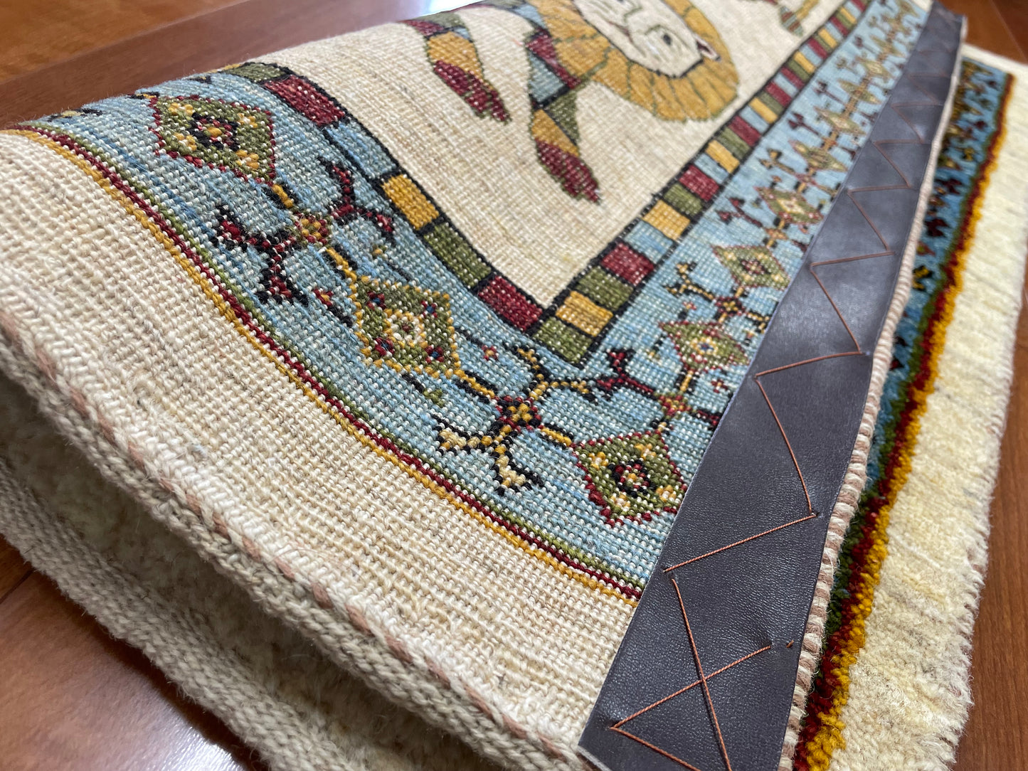 【オンライン限定】カシュクリギャッベ 96cm x 61cm RJ17296