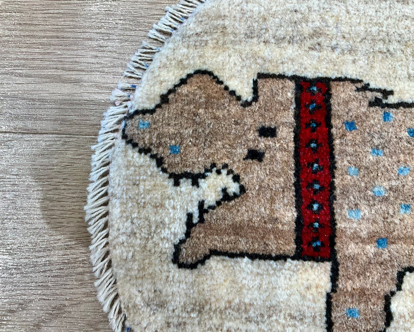 ギャッベ アマレバフト 41cm x 40cm T8770