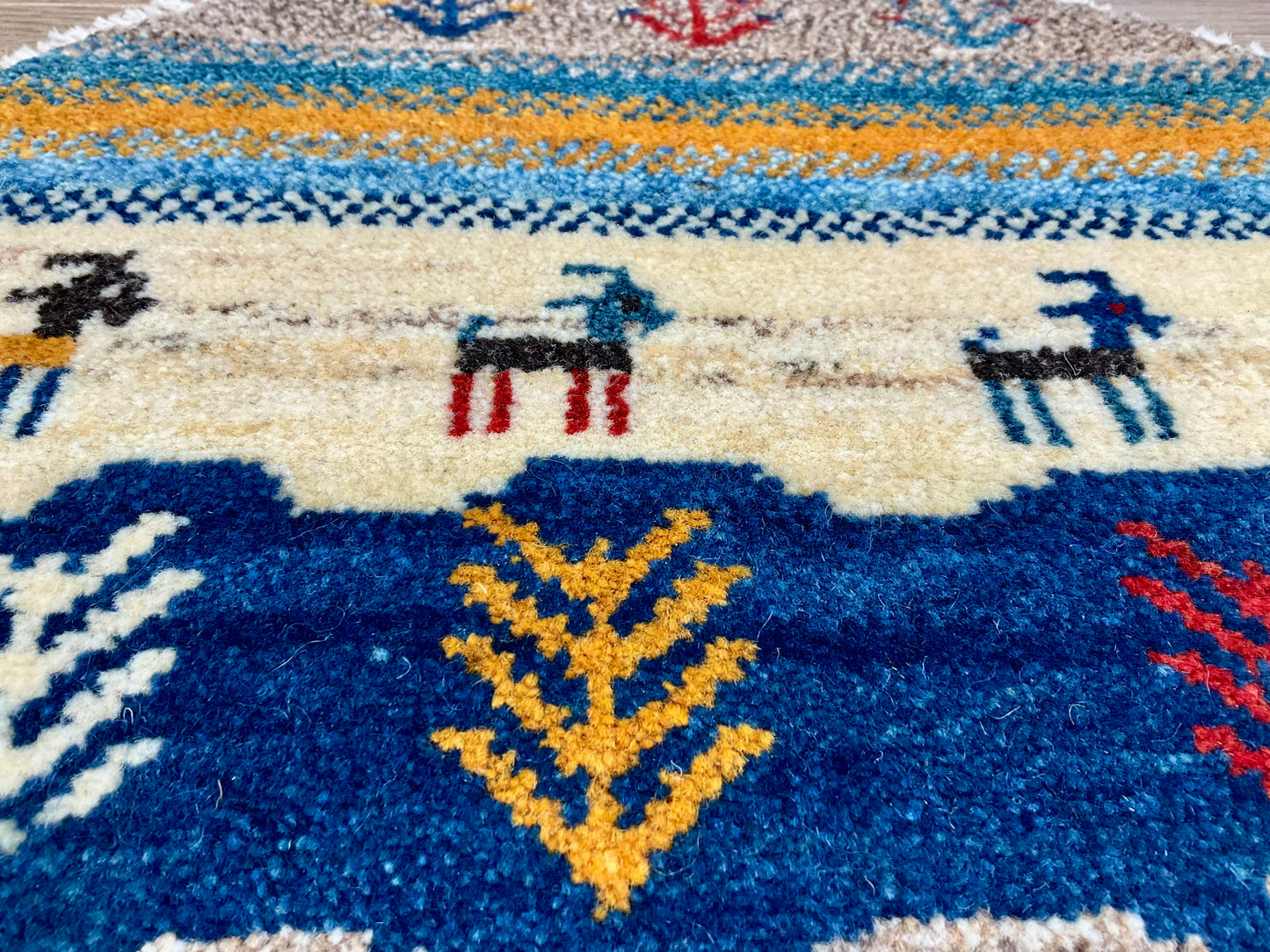 ギャッベ アマレバフト 40cm x 40cm AJ27535