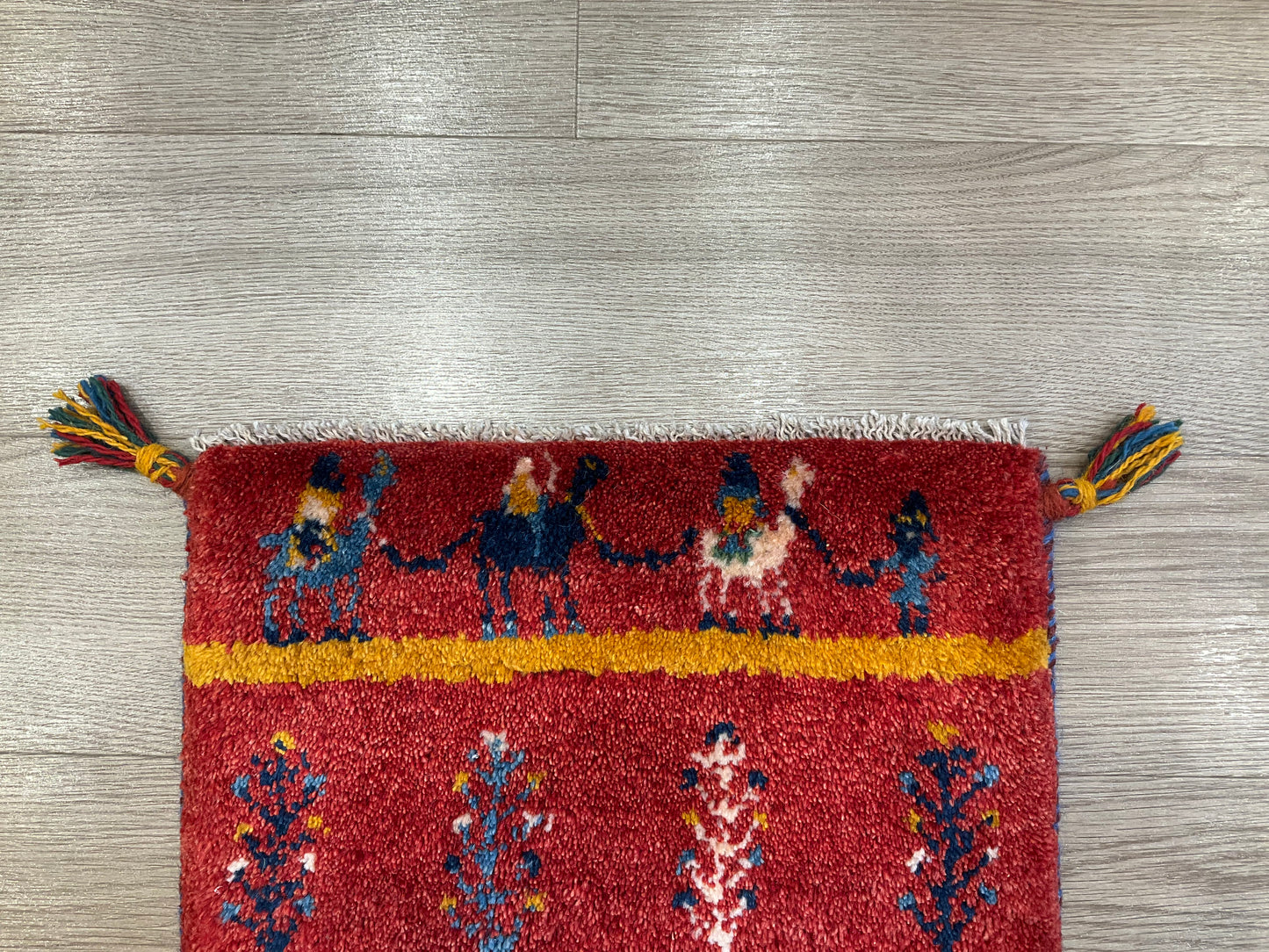 ギャッベ 40cm x 40cm Z475