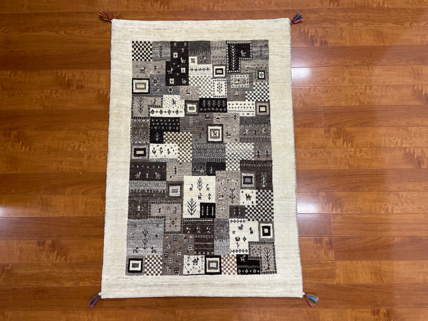 【オンライン限定】カシュクリギャッベ 130cm x 90cm RD8760