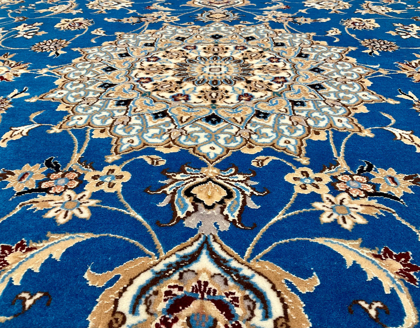 ナイン シシラ ハビビアン工房210cm x 132cm PS1172
