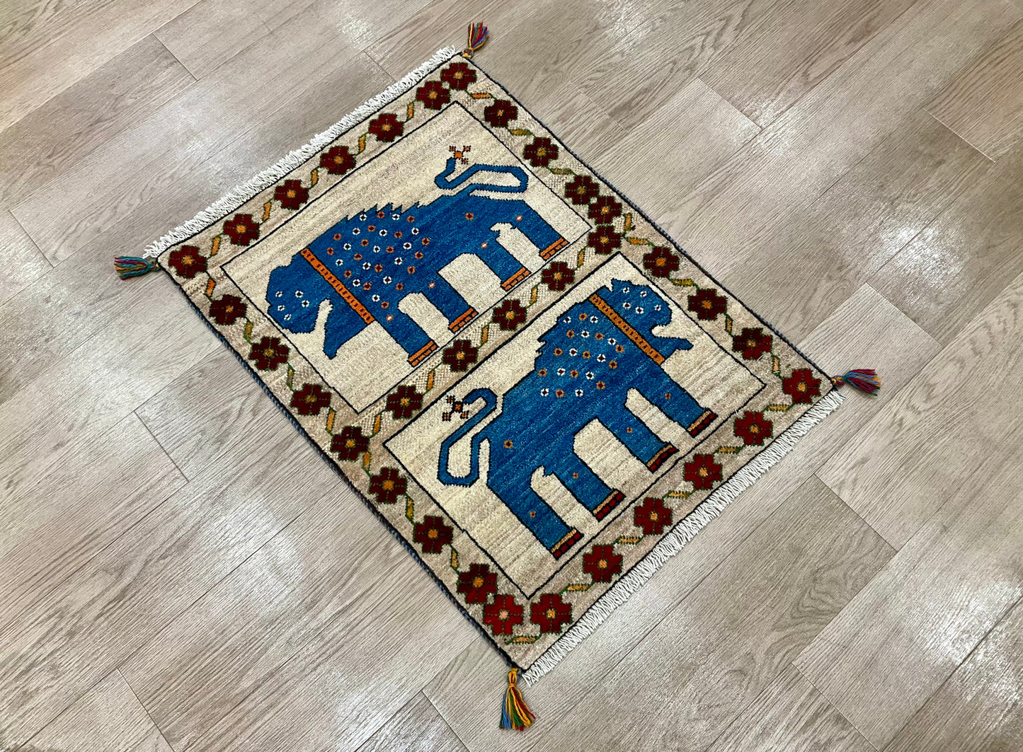 ギャッベ アマレバフト 88x63cm RJ12713