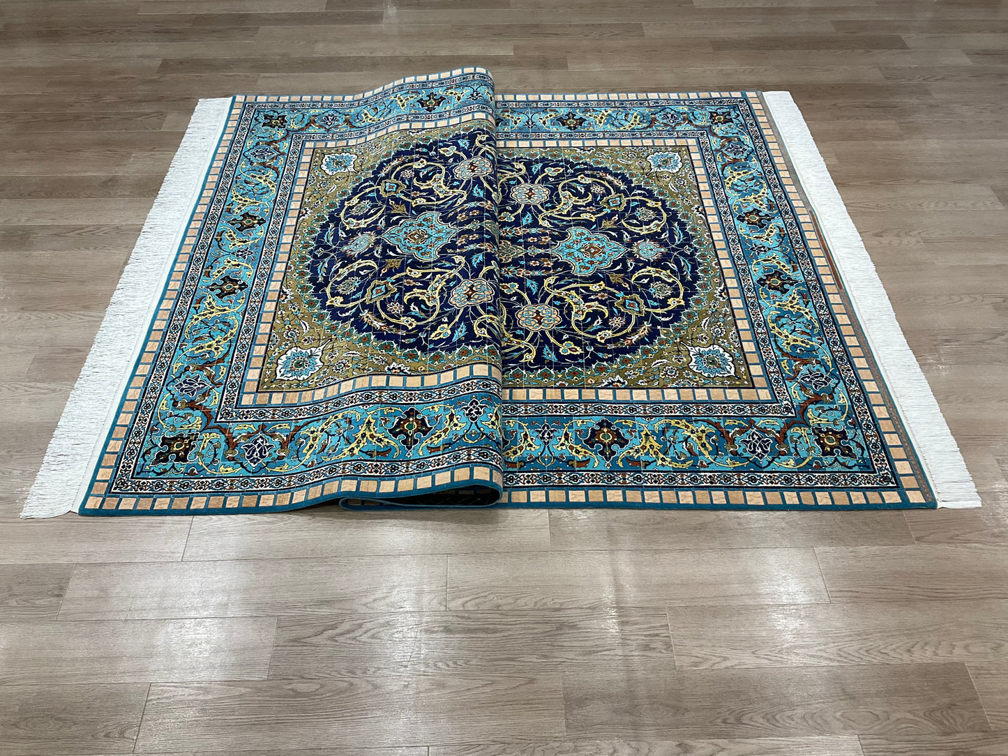 イスファハン ハギギ工房 318cm x 210cm B5800