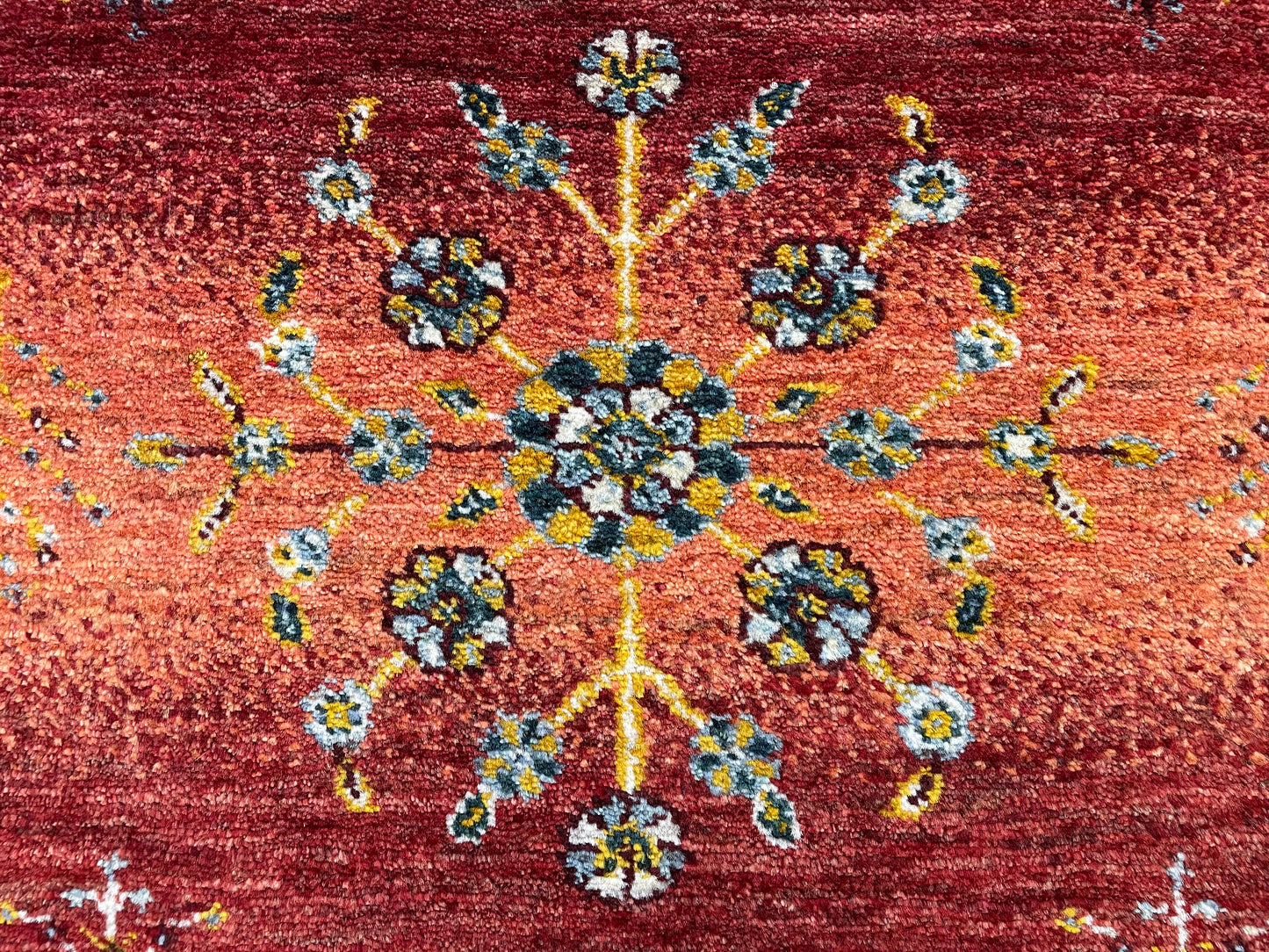 【オンライン限定】カシュクリギャッベ 93cm x 65cm RJ17292