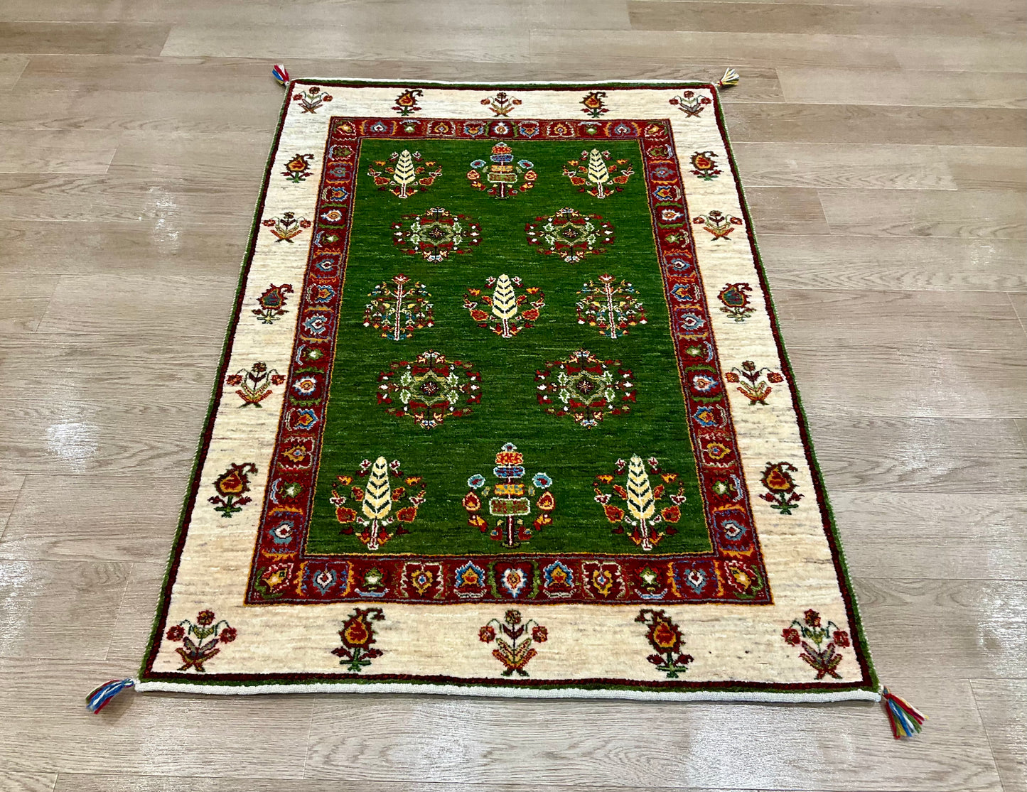 カシュクリ 146cm x 102cm  RJ2951