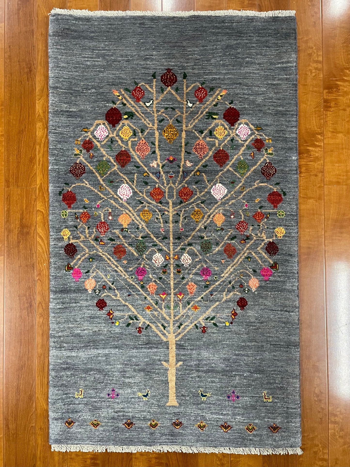 【オンライン限定】カシュクリギャッベ 135cm x 80cm RJ16079