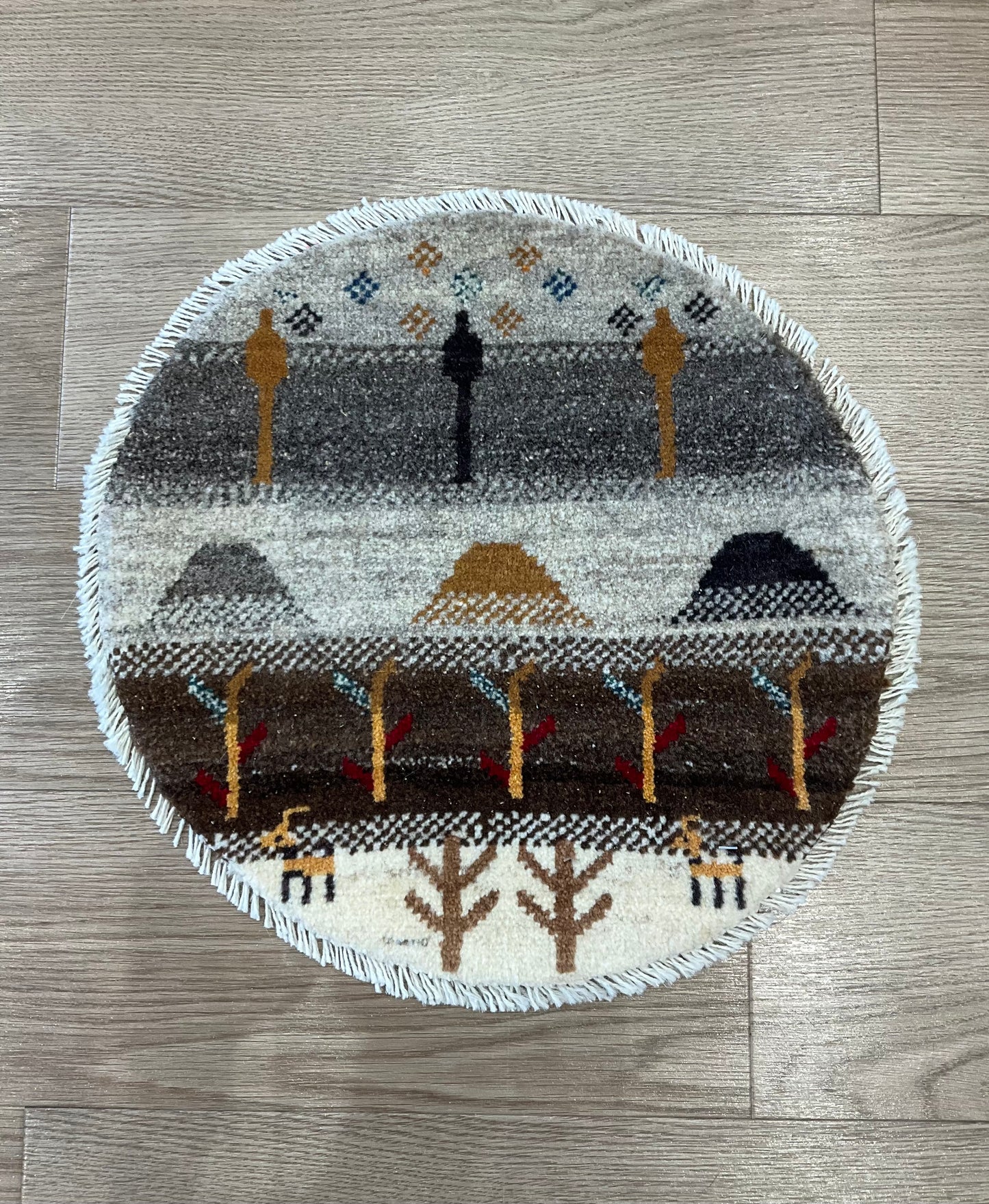 ギャッベ アマレバフト 43cm x 40cm AJ27577