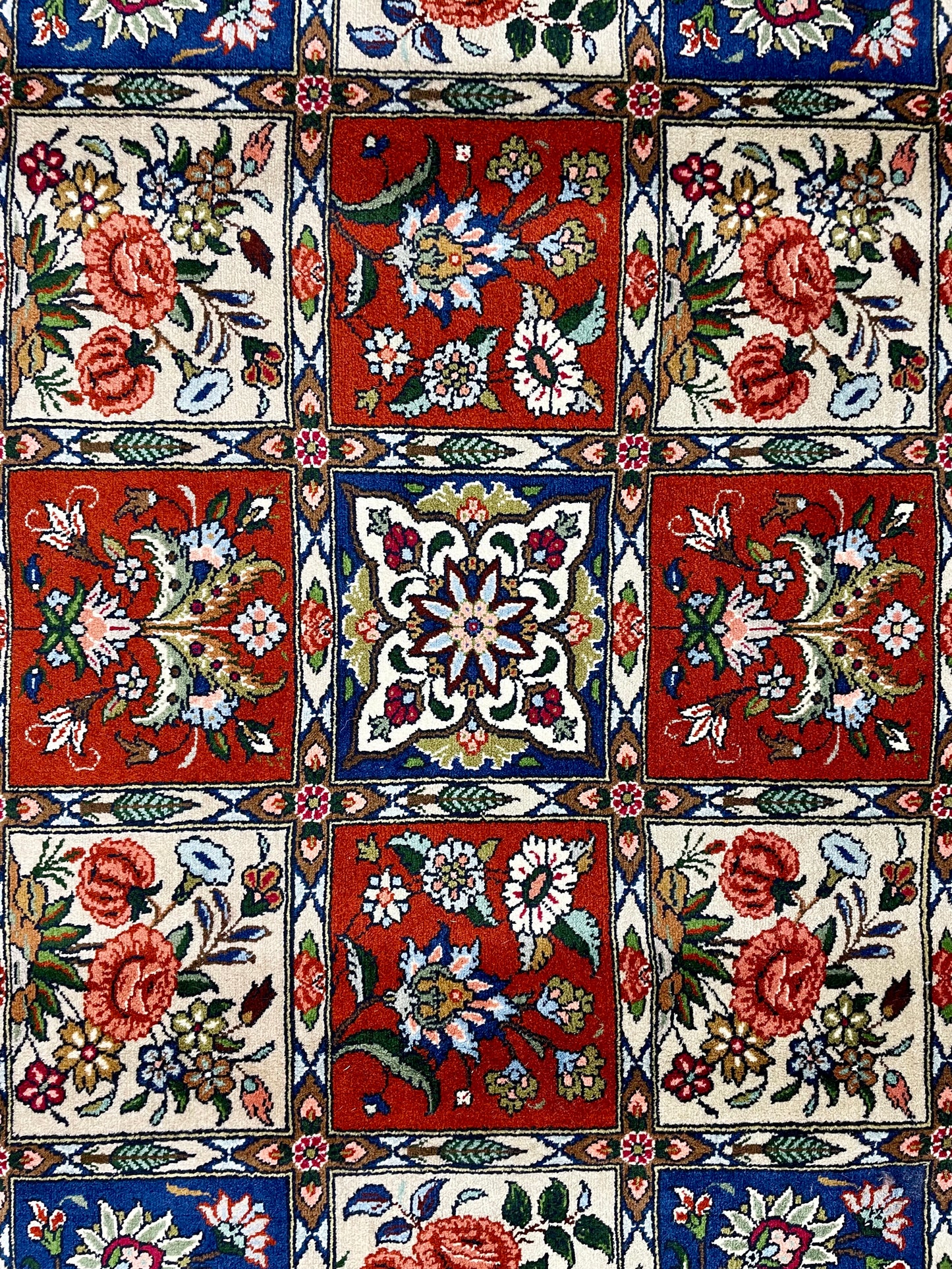 【オンライン限定】バクティアリ 290cm x 200cm NT15445