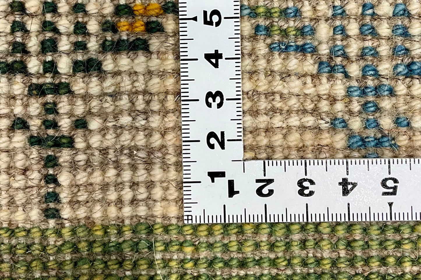 ギャッベ 40cm x 39cm T1953
