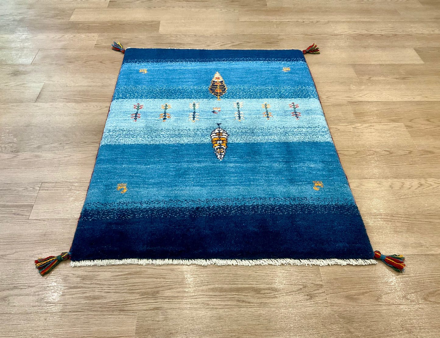 ギャッベ 120cm x 85cm RJ10430