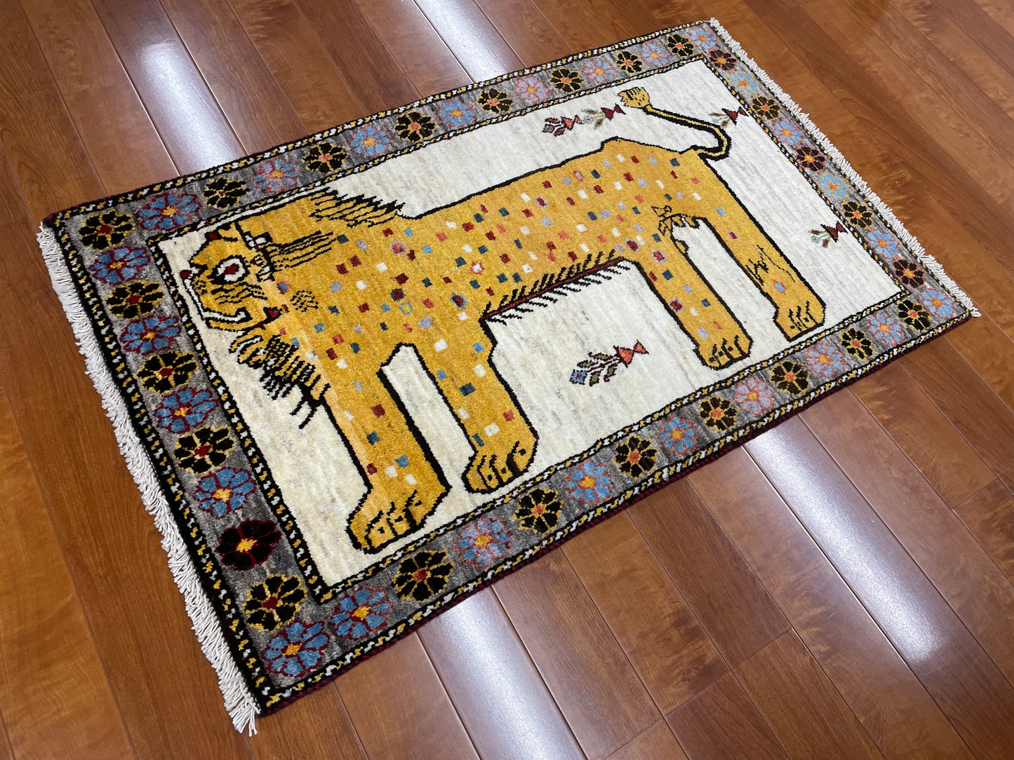 【オンライン限定】ギャッベ アマレバフト 120cm x 74cm RJ13277