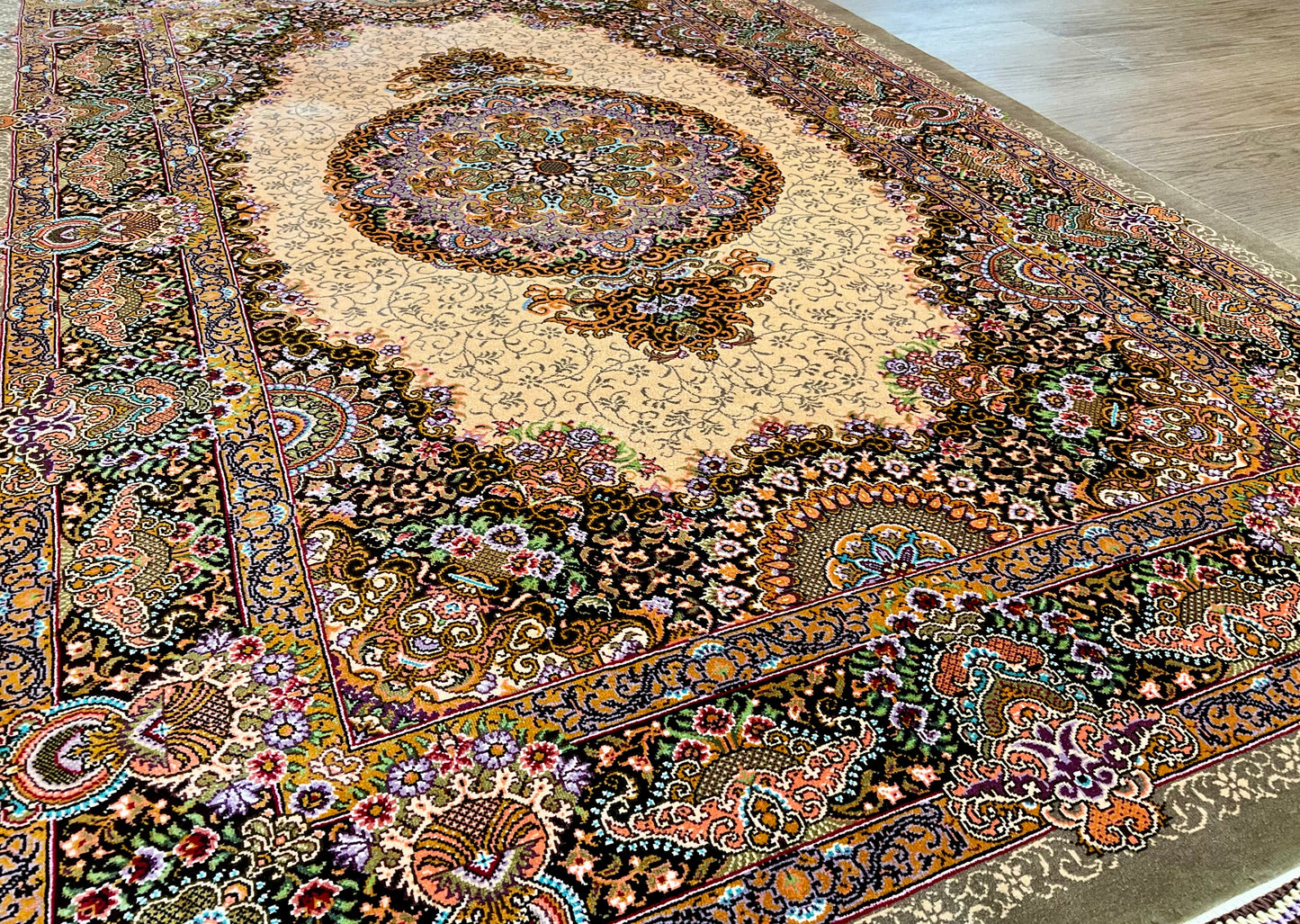 クム メイマリヤン工房 124cm x 82cm A22567