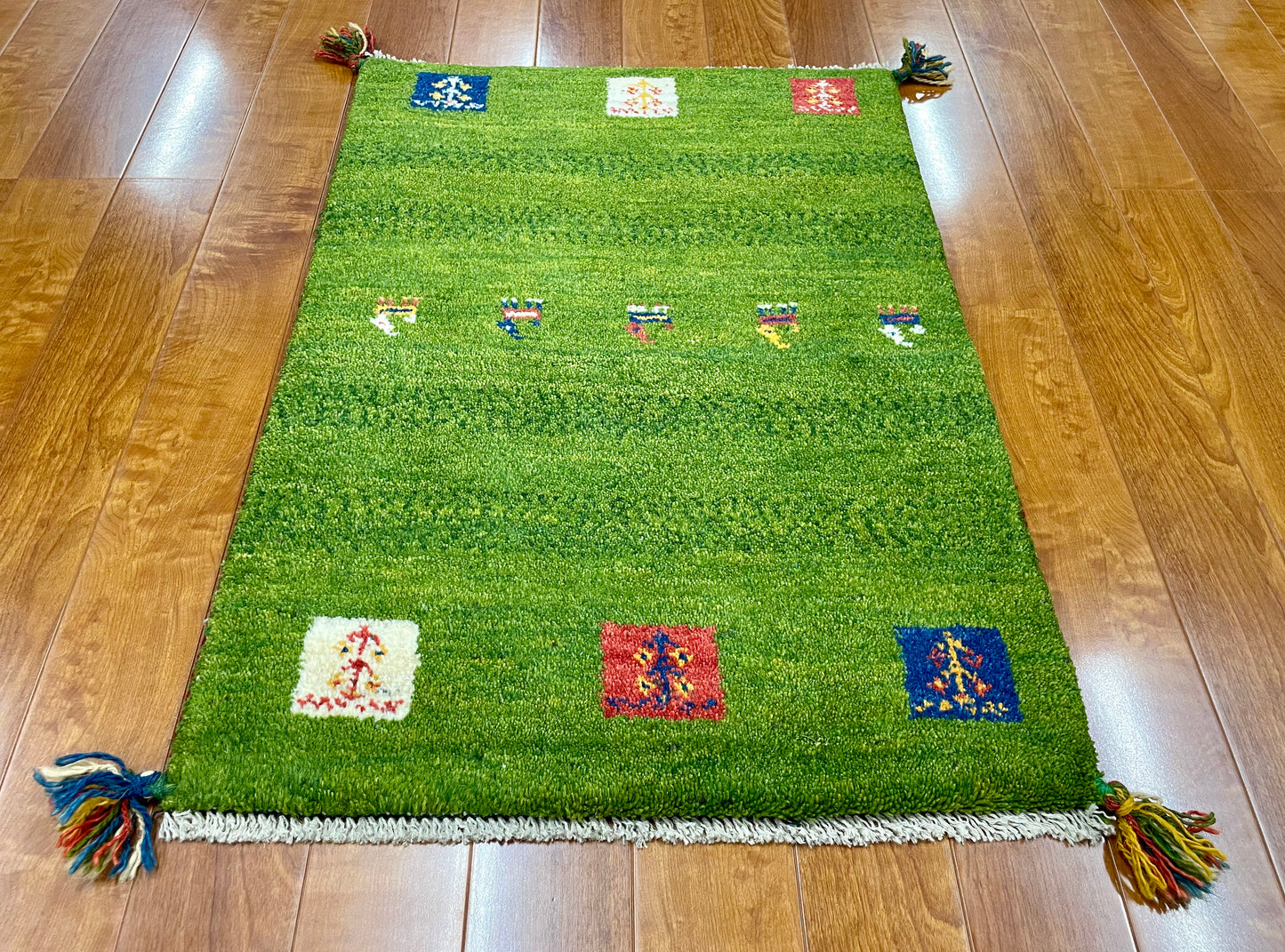 【オンライン限定】ギャッベ 86cm x 60cm RJ1620