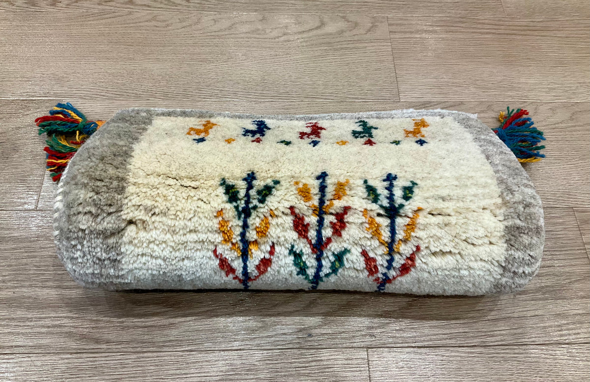 【福岡店】ギャッベ 44cm x 41cm Z3665