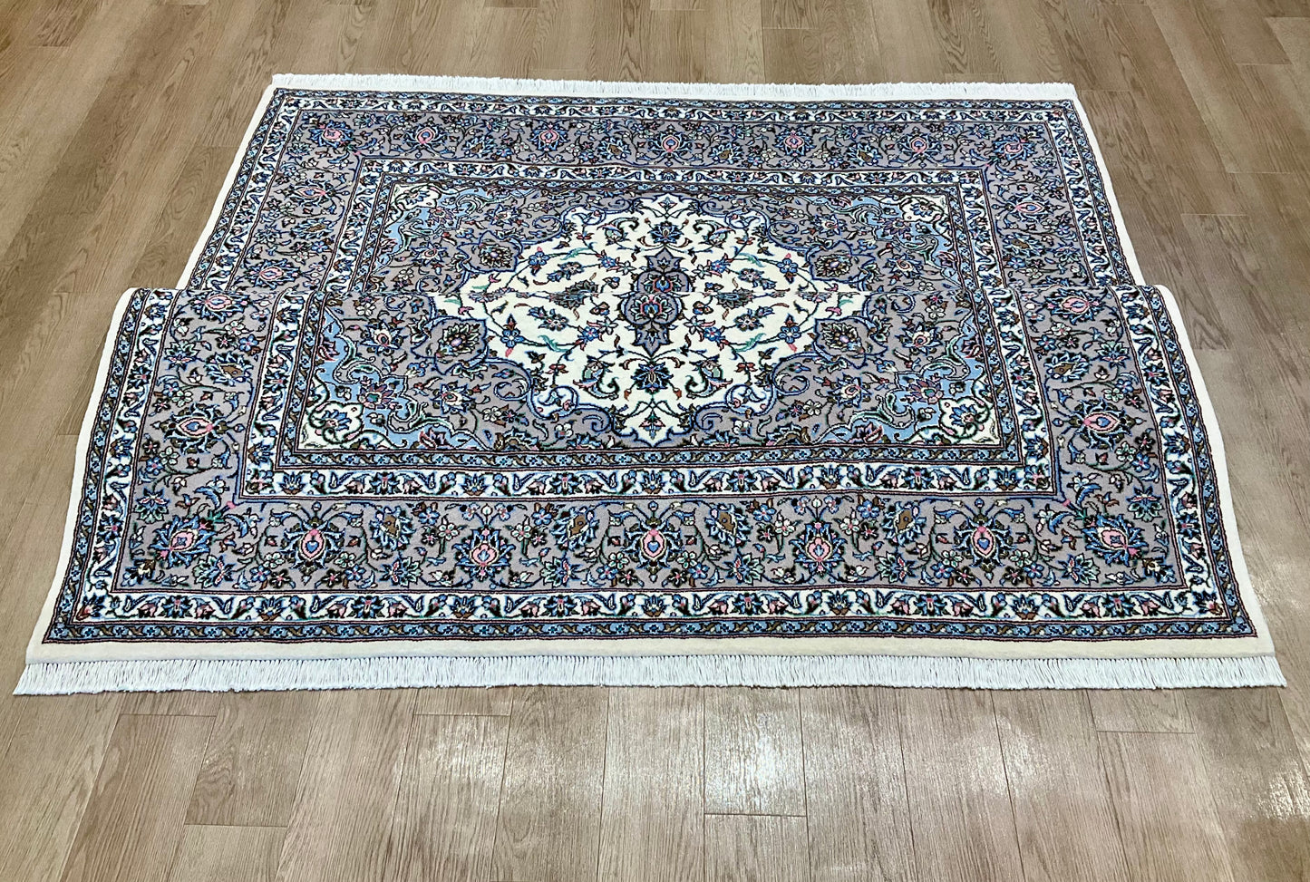 カシャーン (カシャン) 255cm x 207cm JM593
