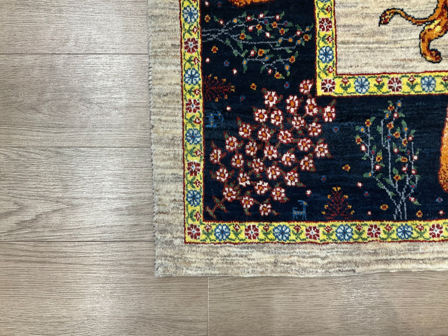 カシュクリギャッベ  200cm x 152cm RJ16073