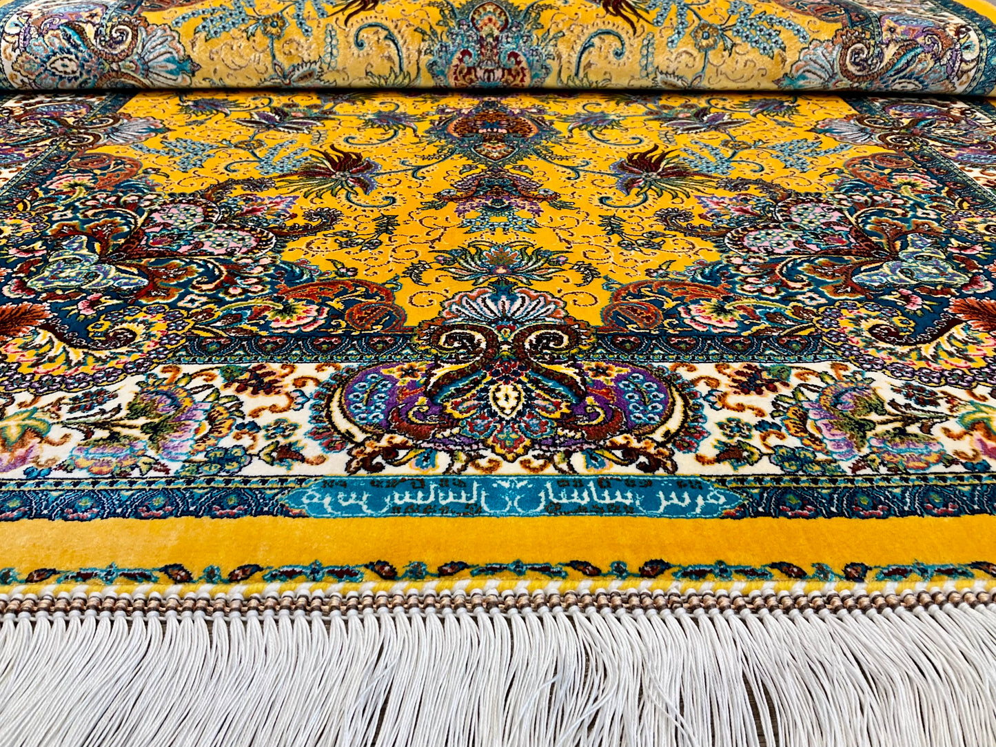 ペルシャンシルク 120cm x 80cm PS10435