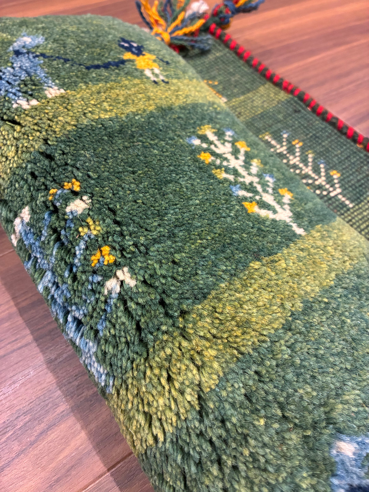【千葉店】ギャッベ 43cm x 41cm Z3042