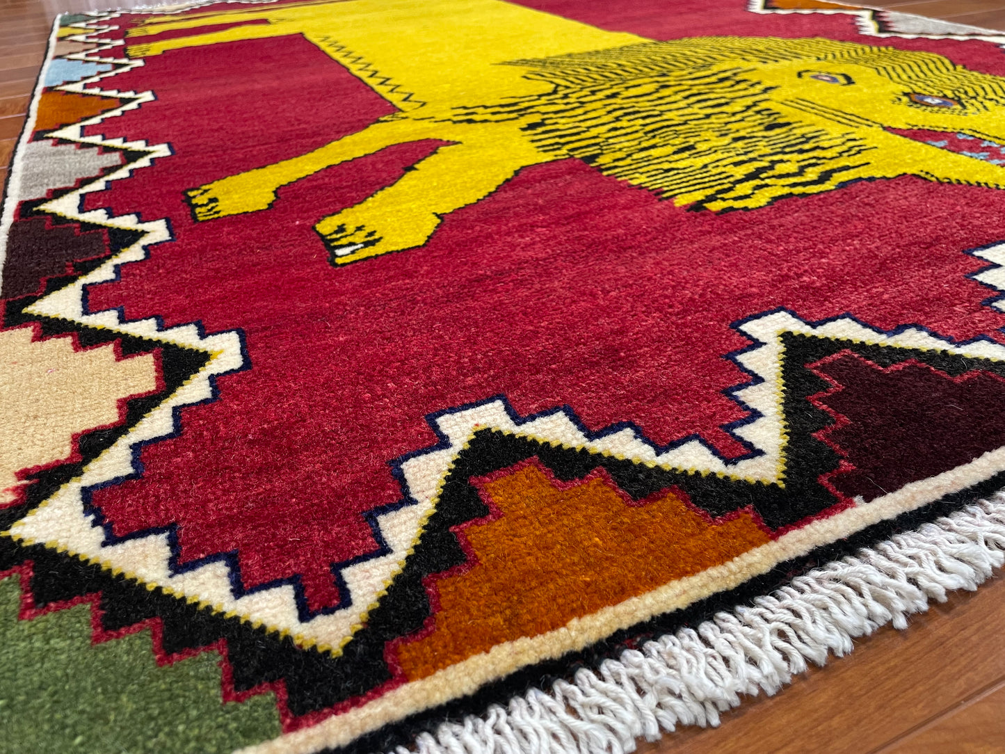 【オンライン限定】シラーズ 152cm x 98cm RJ996