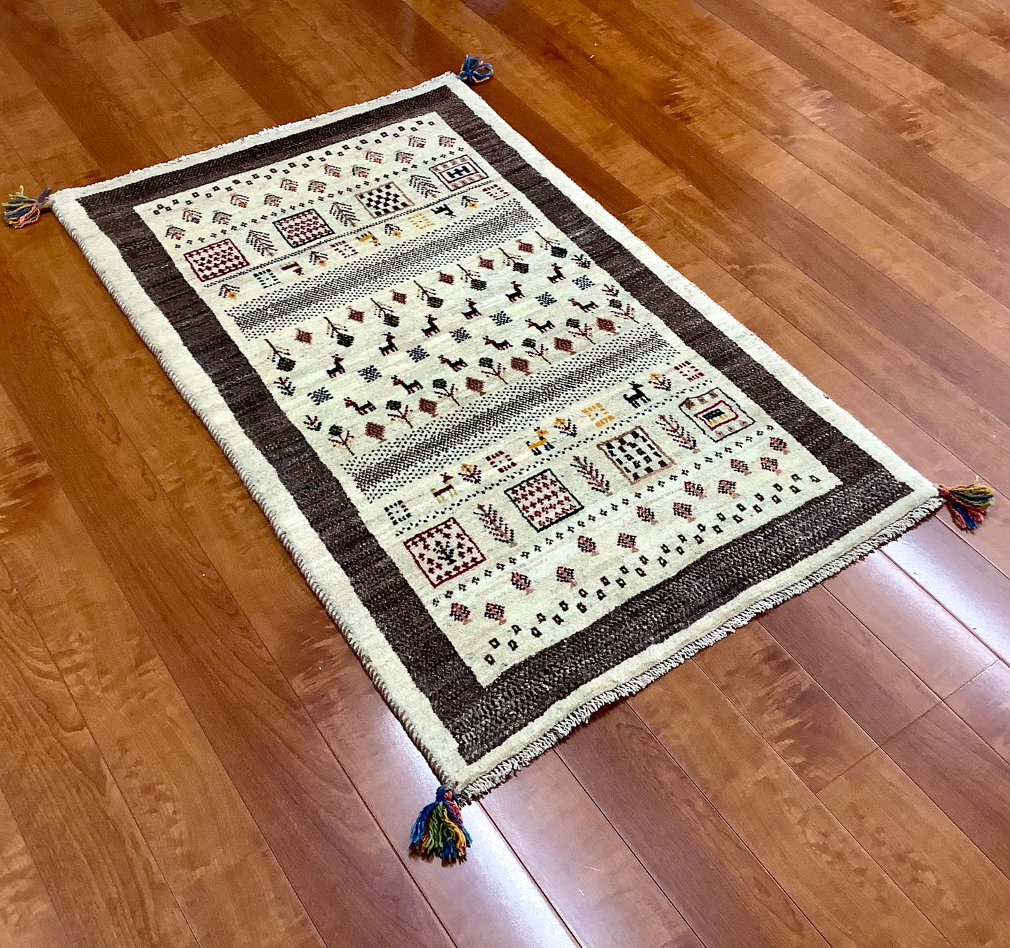 【オンライン限定】ギャッベ アマレバフト 120cm x 75cm RJ2503