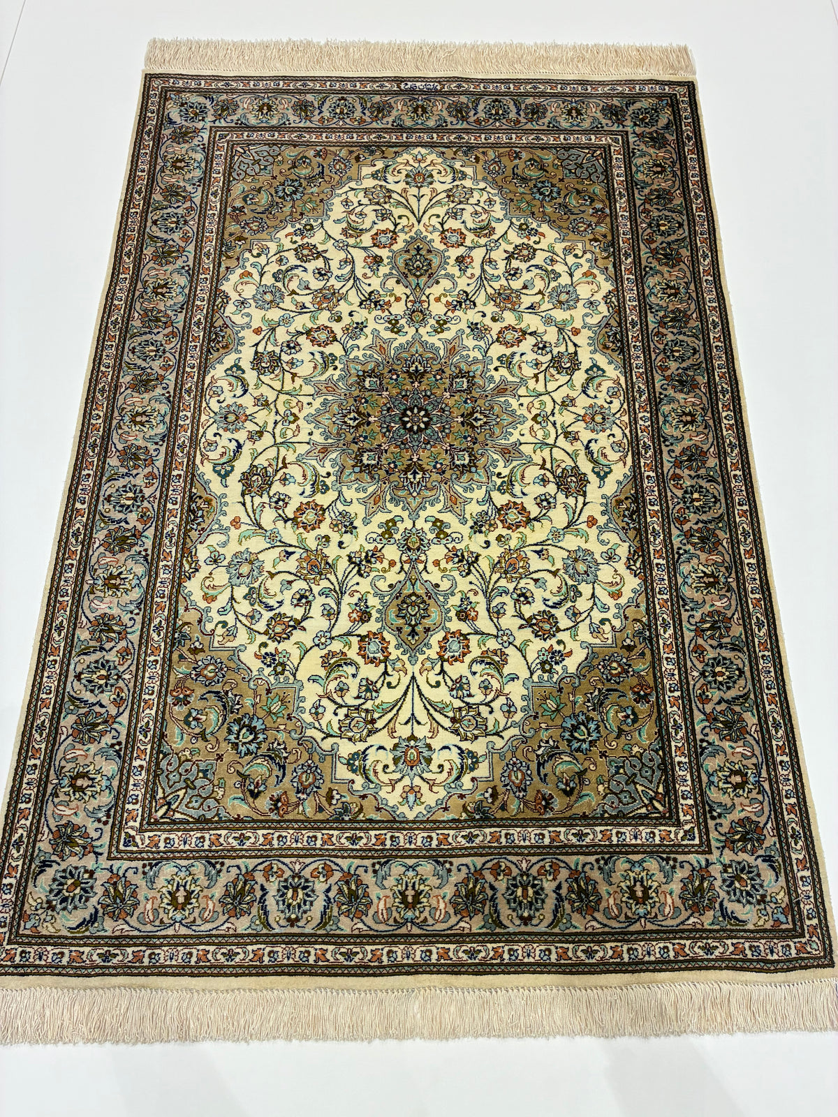 【千葉店】カシャーンシルク ファッラー工房 118cm x 79cm PS655