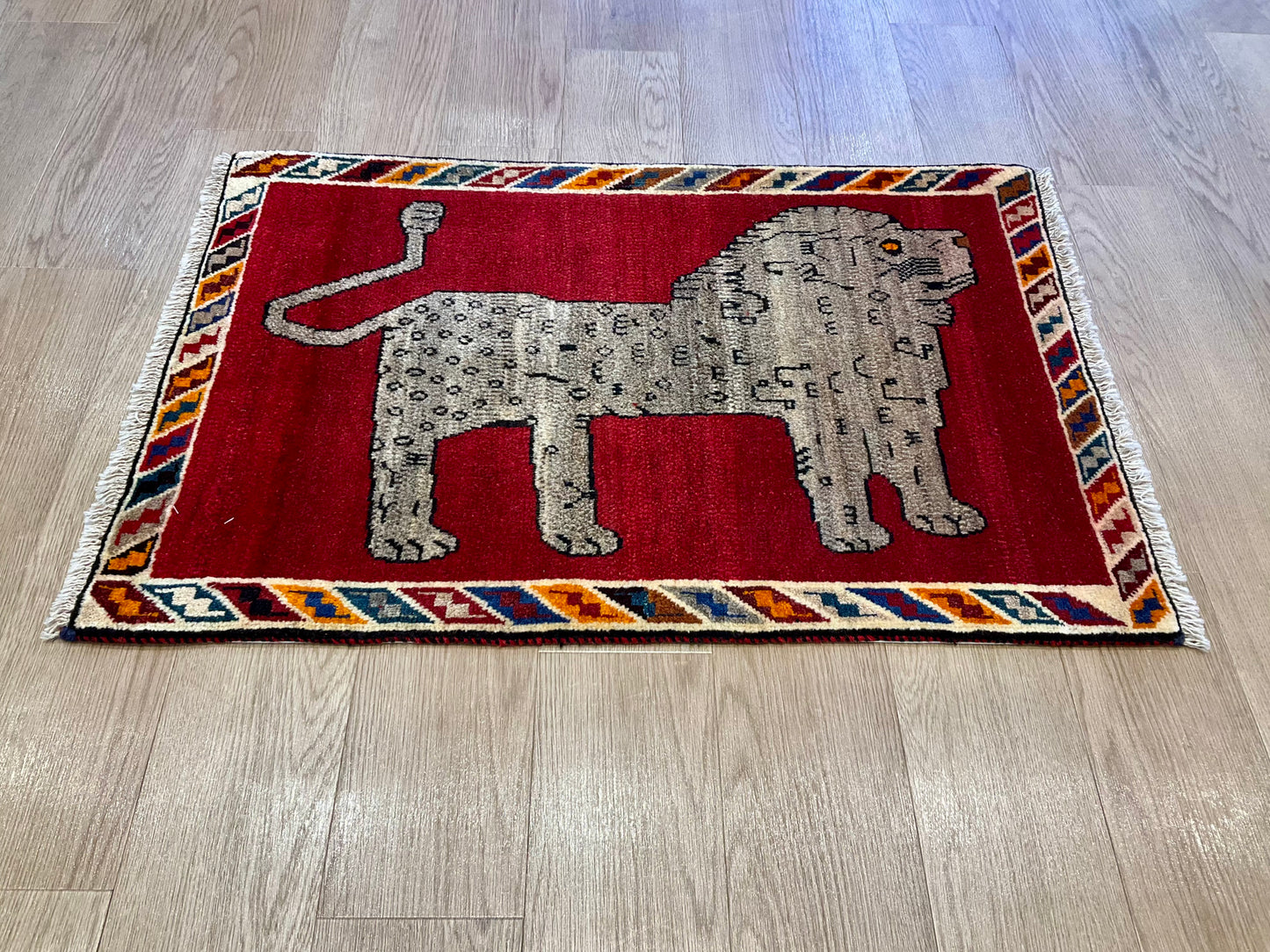 シラーズ 97cm x 65cm RJ13543