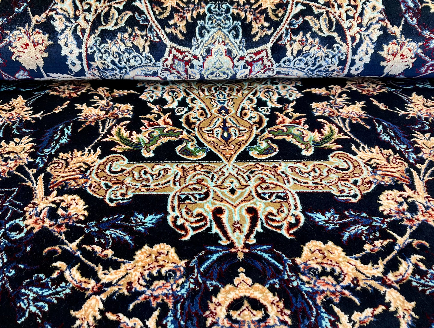 ペルシャンシルク 120cm x 80cm PS9759