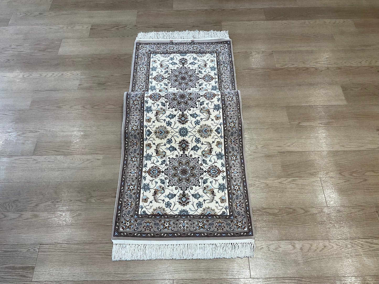 イスファハン ダーバリ工房 203cm x 64cm B6868