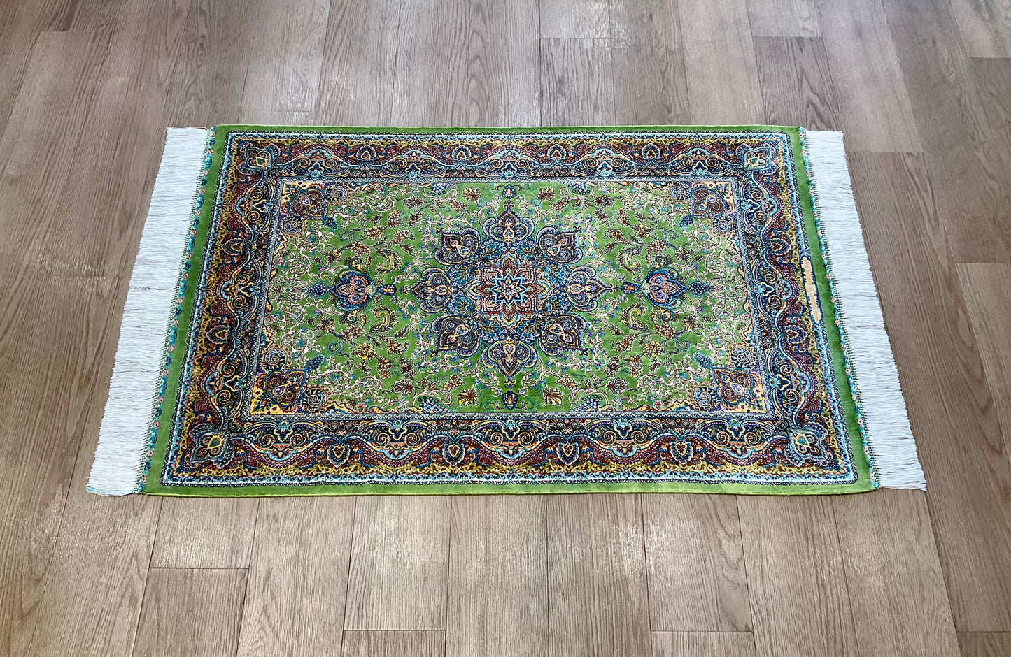 ペルシャンシルク 120cm x 80cm PS10863