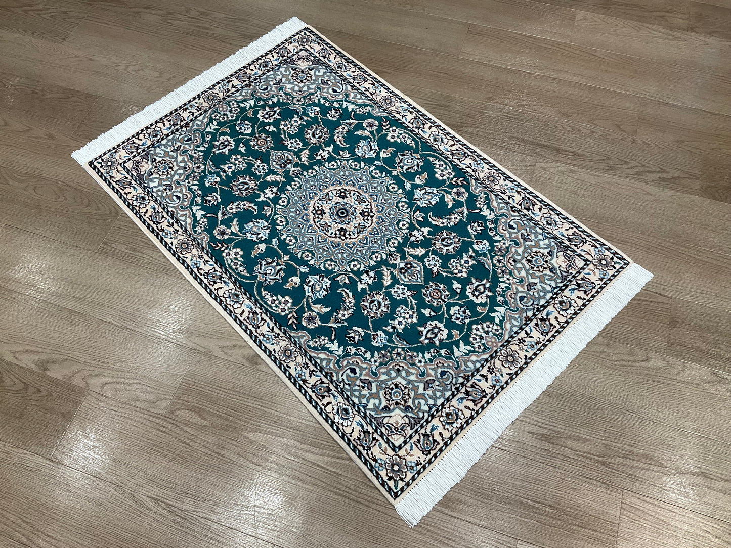 ナイン 116cm x 78cm PS7033
