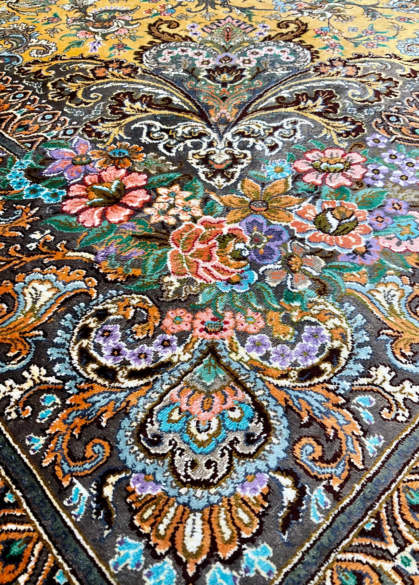 クム アッバースィ工房 205cm x 132cm PS3656