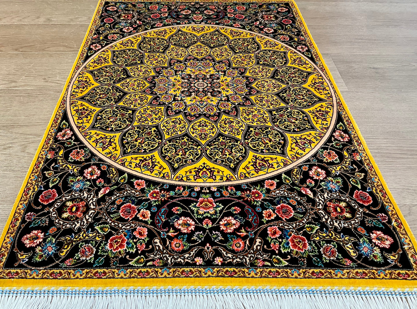 ペルシャンシルク 90cm x 60cm PS10777