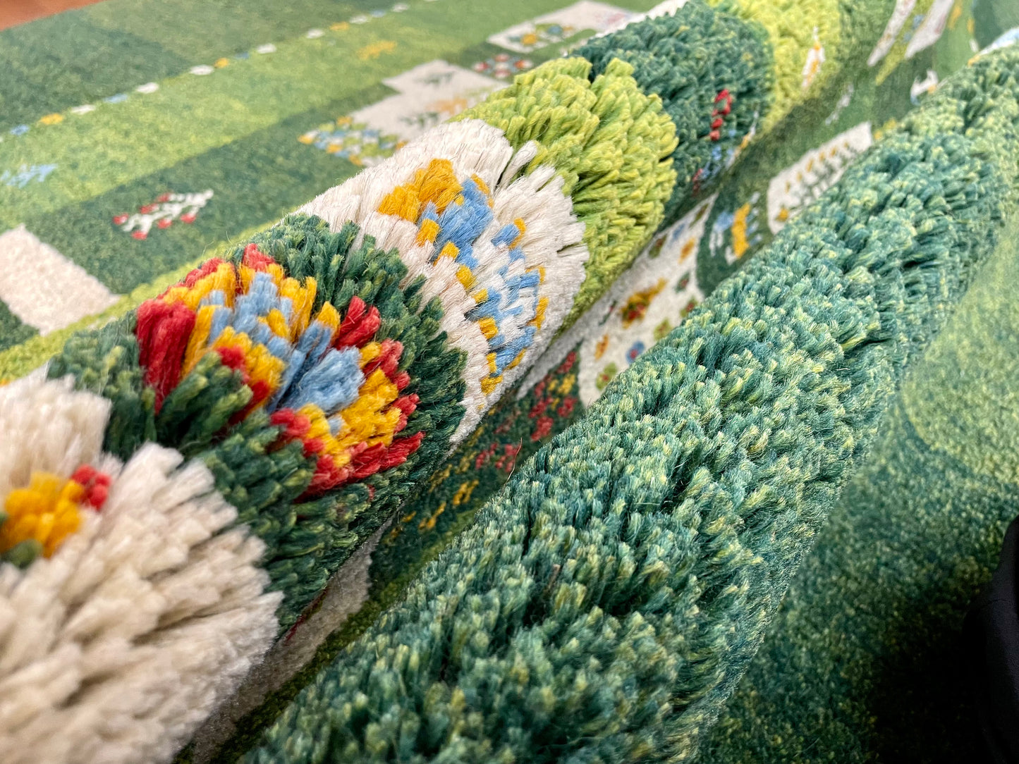 【オンライン限定】ギャッベ 192cm x 147cm RJ4844