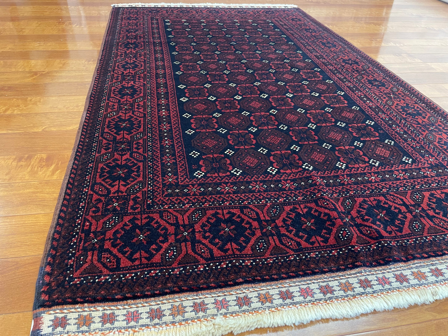 【オンライン限定】バルーチ 177cm x 105cm PS7083