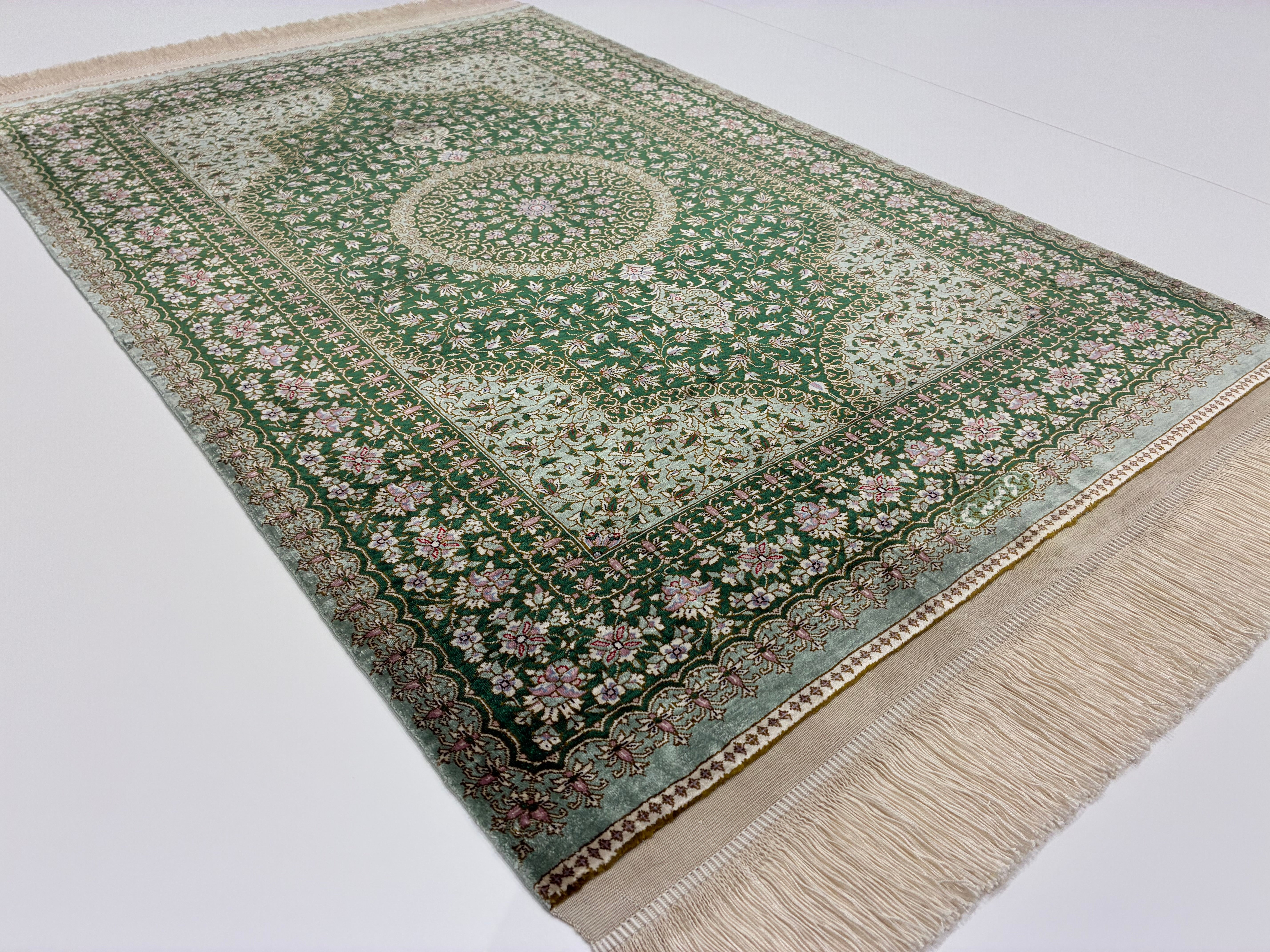 千葉店】クム マスミ工房 106cm x 72cm A22133 – ペルシャ絨毯専門店