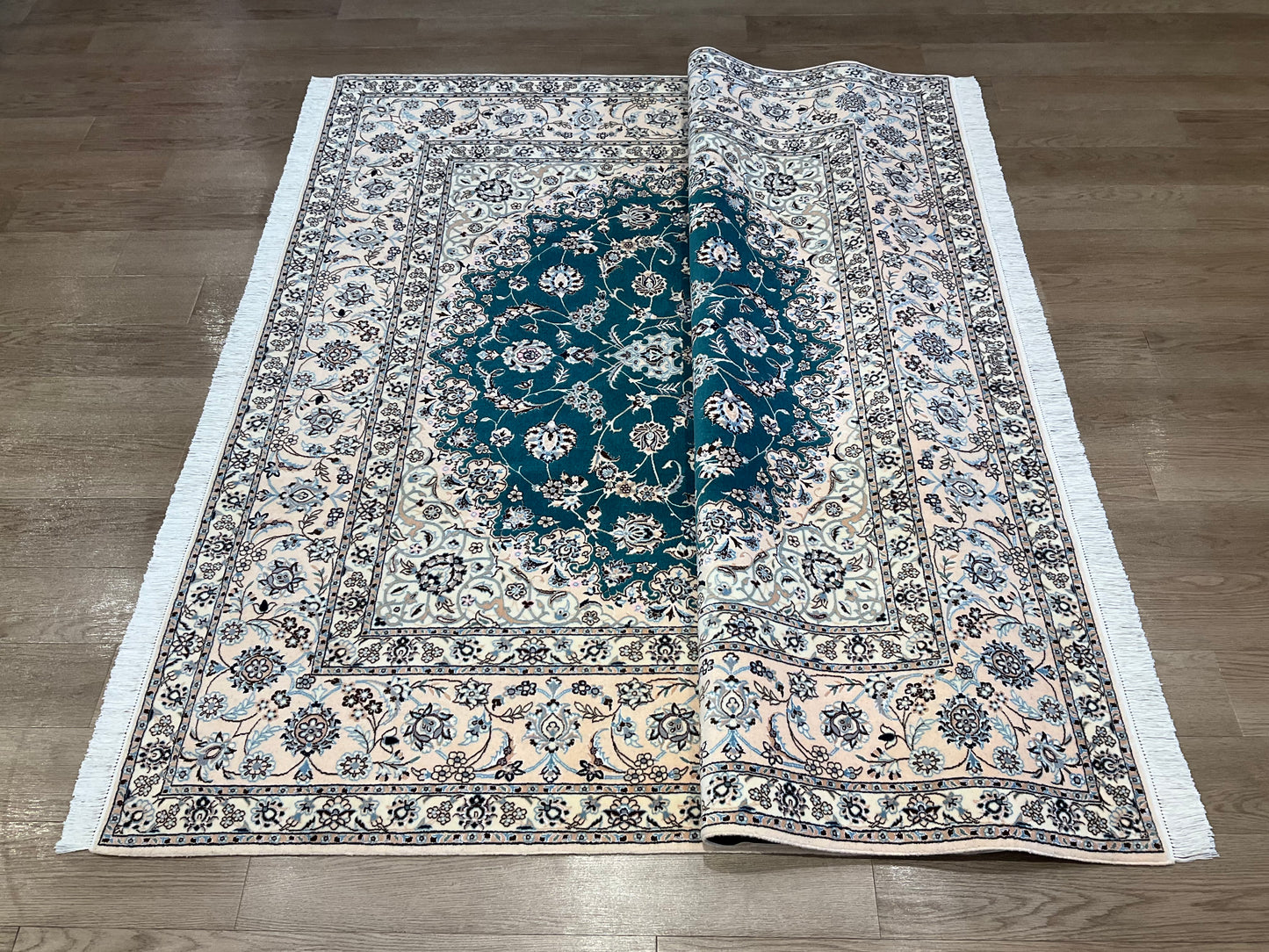 ナインシシラ ハビビアン工房 258cm x 203cm PS9902