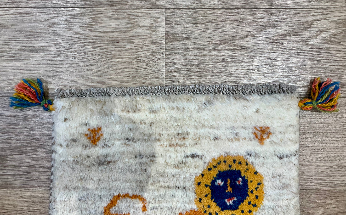 ギャッベ 41cm x 40cm AZ29835