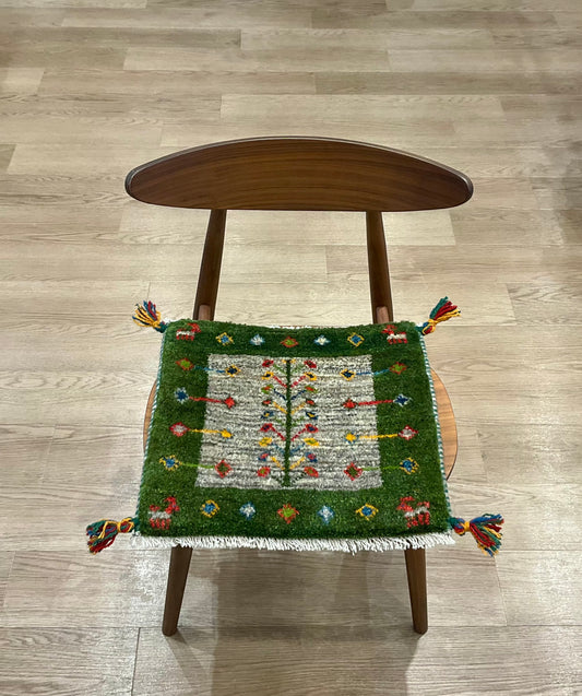 ギャッベ 45cm x 42cm Z1770