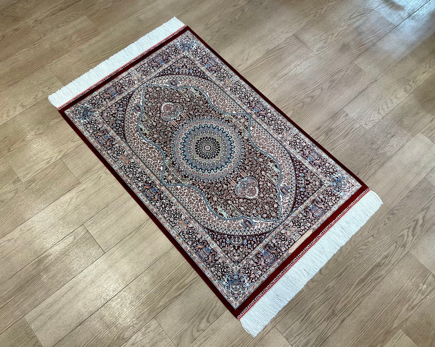 ペルシャンシルク 120cm x 80cm PS9452